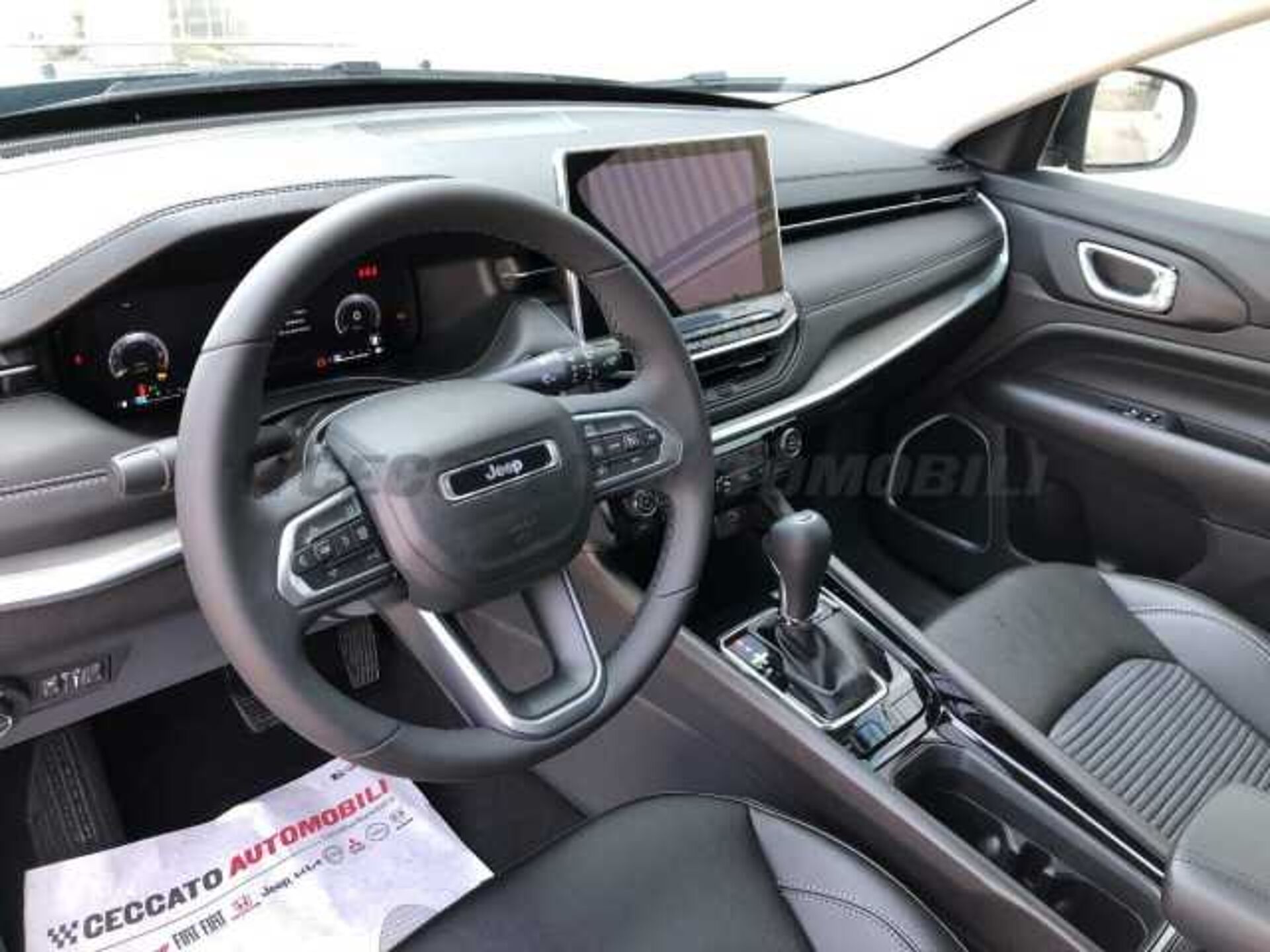 Jeep Compass 1.5l - grey