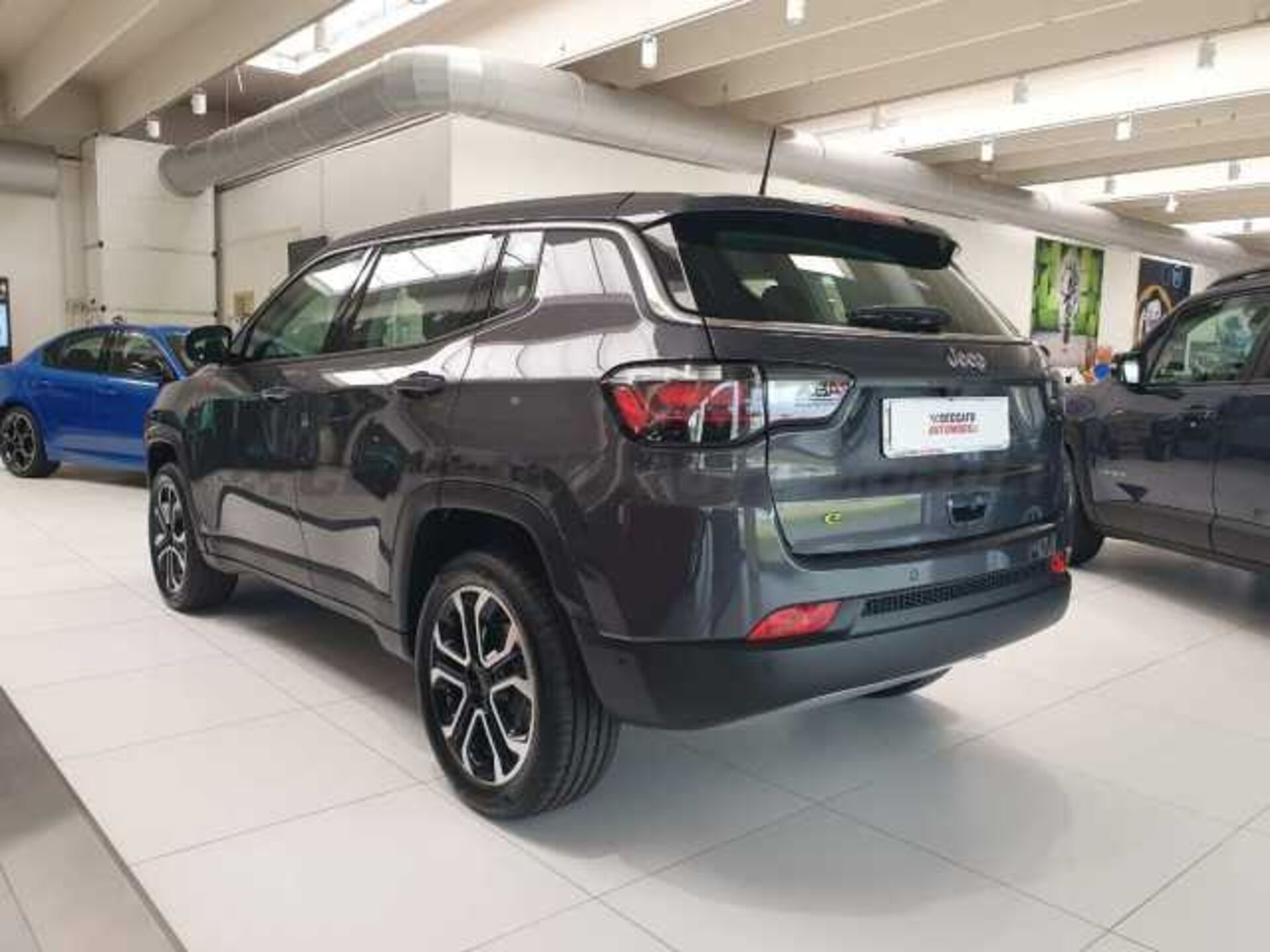 Jeep Compass 1.5l - grey