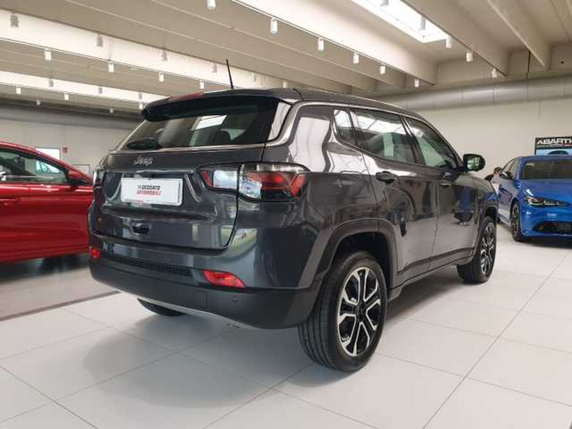 Jeep Compass 1.5l - grey