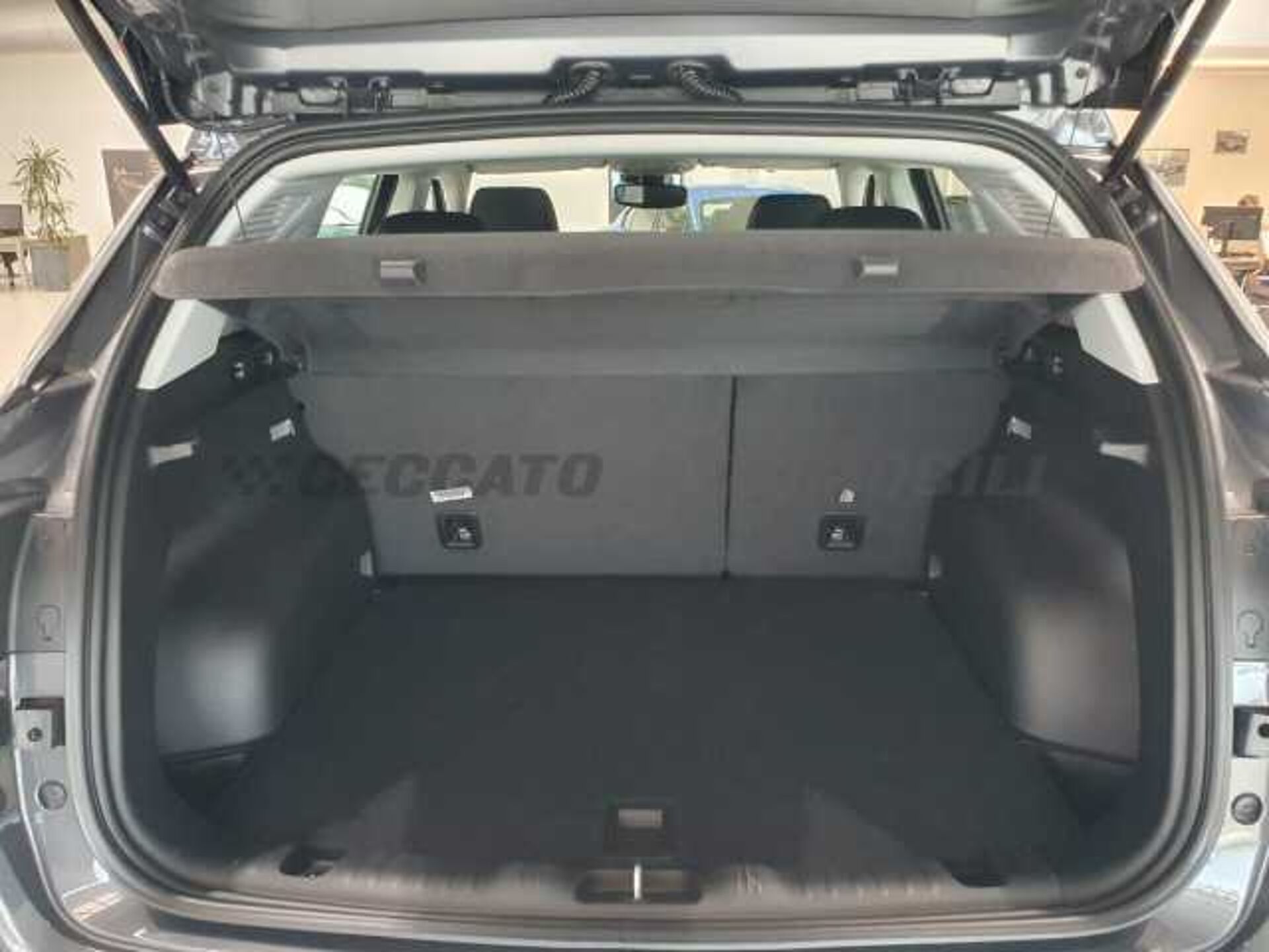 Jeep Compass 1.5l - grey