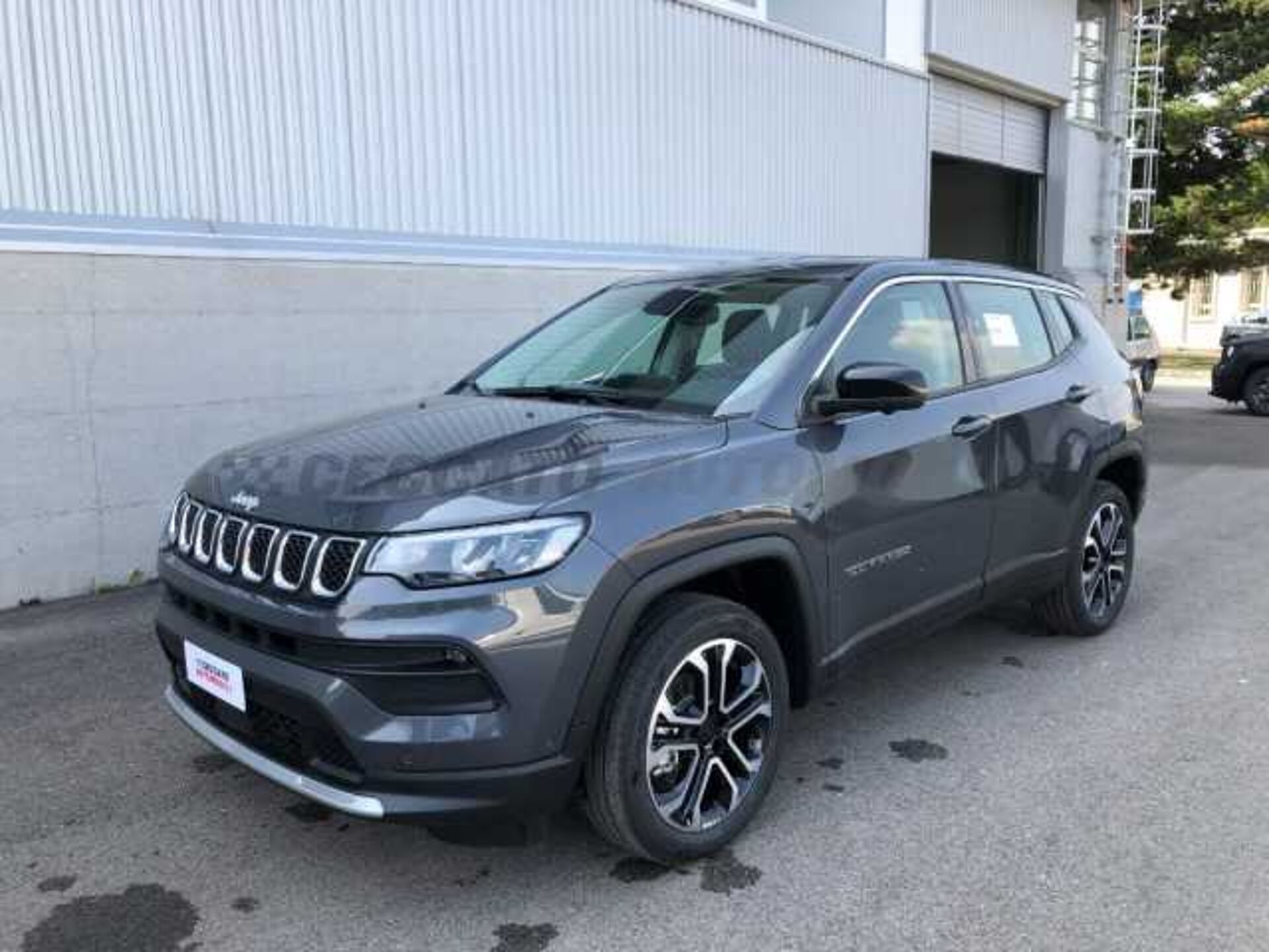 Jeep Compass 1.5l - grey