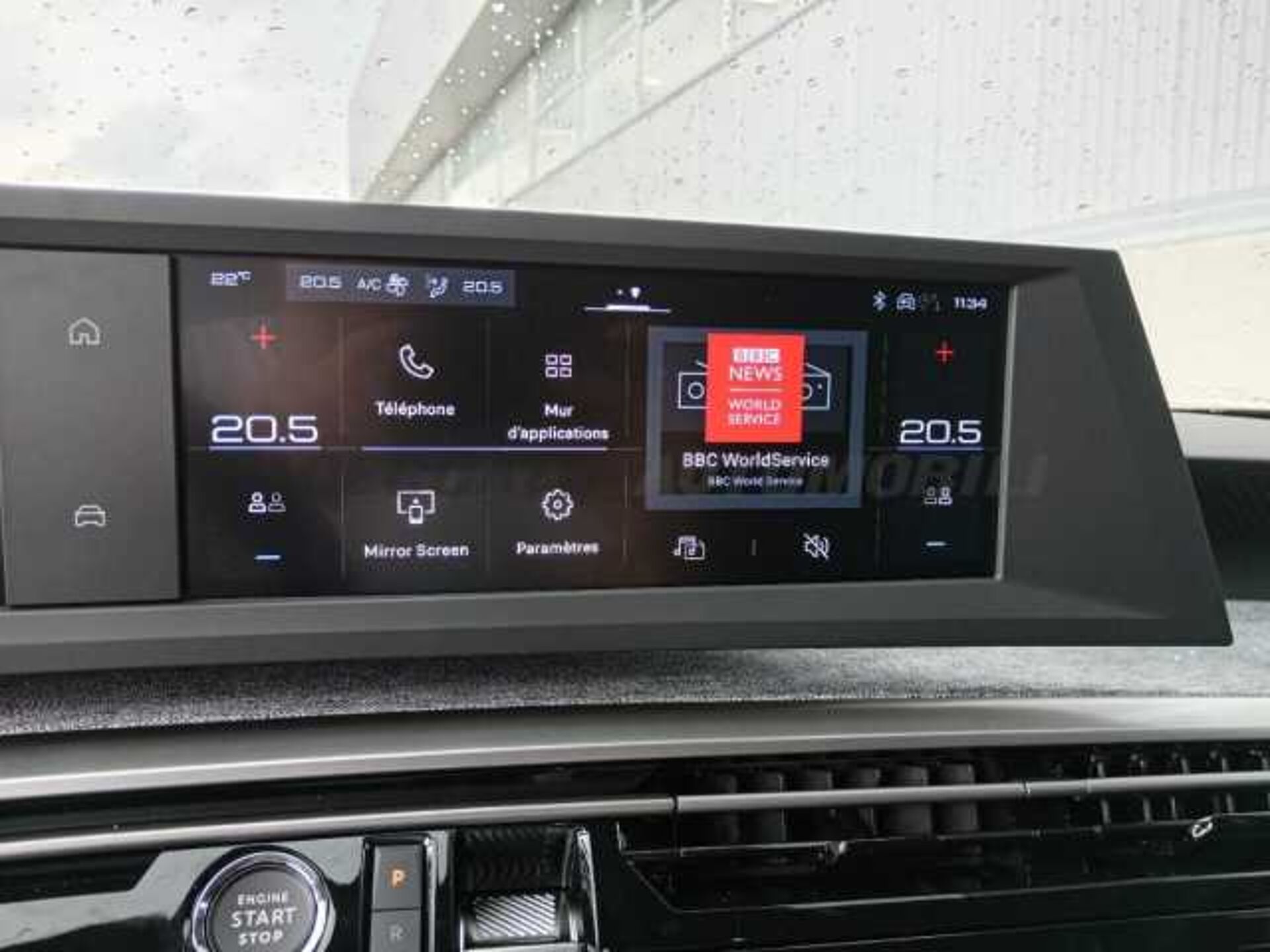 Peugeot 1.2l - black