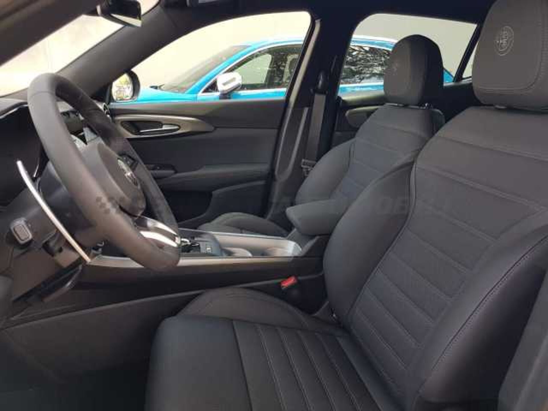 Alfa Romeo Tonale 1.6l - grey