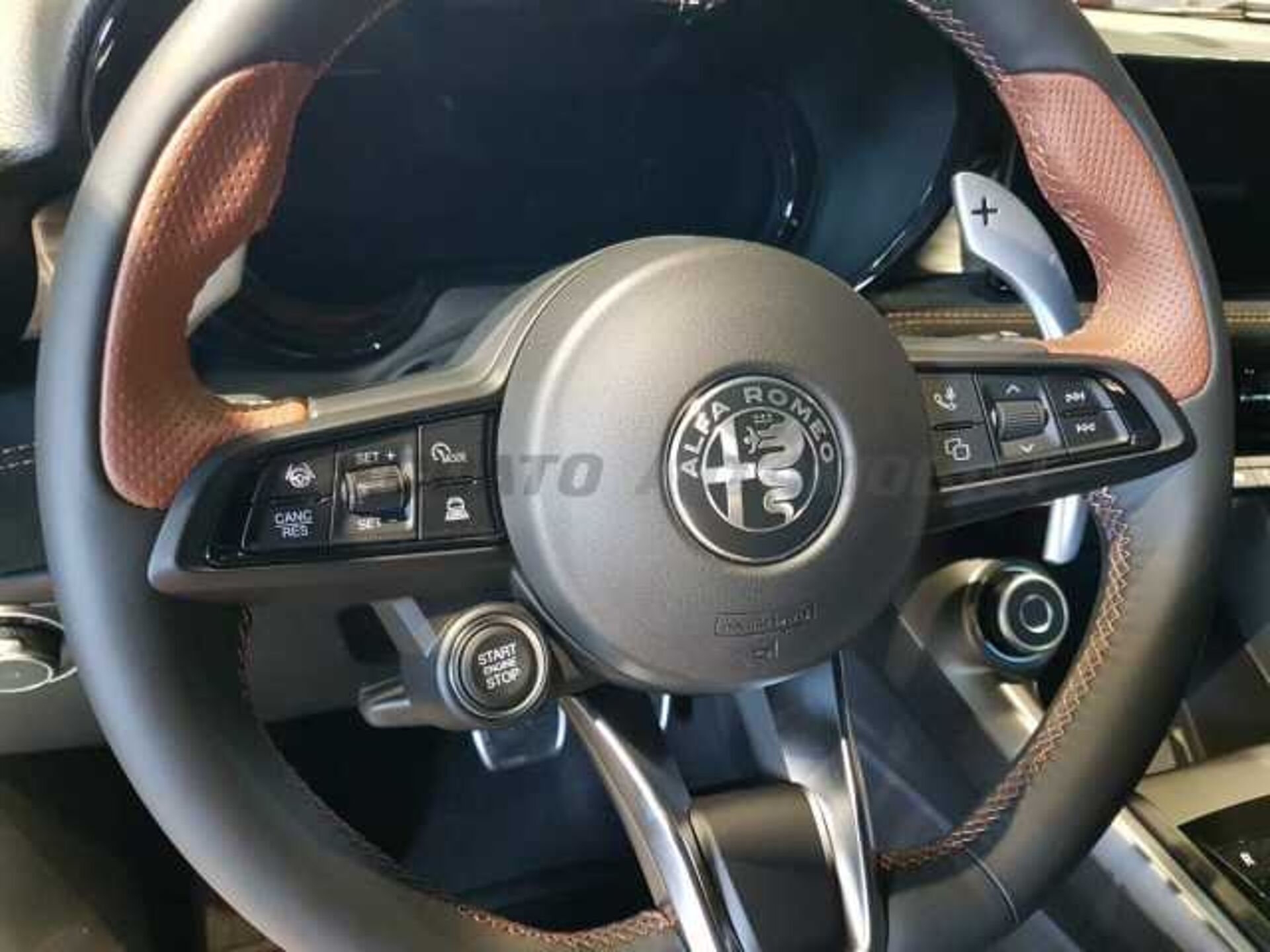 Alfa Romeo Tonale 1.6l - black