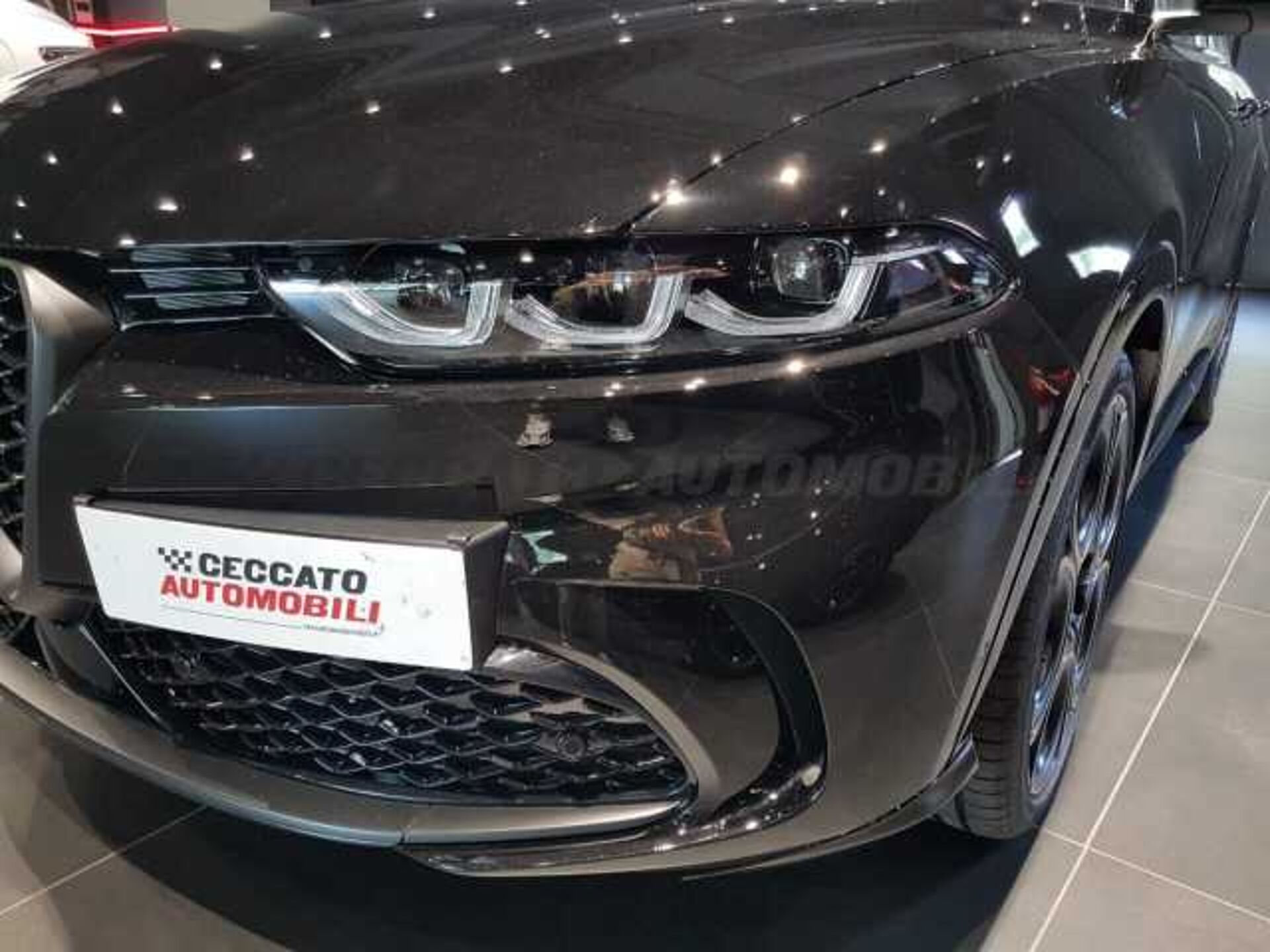 Alfa Romeo Tonale 1.6l - black