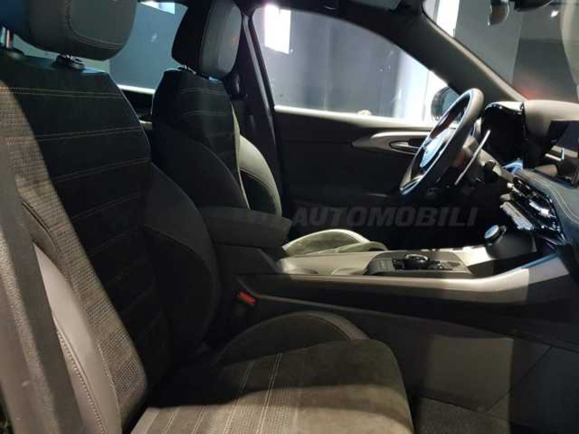 Alfa Romeo Tonale 1.6l - black