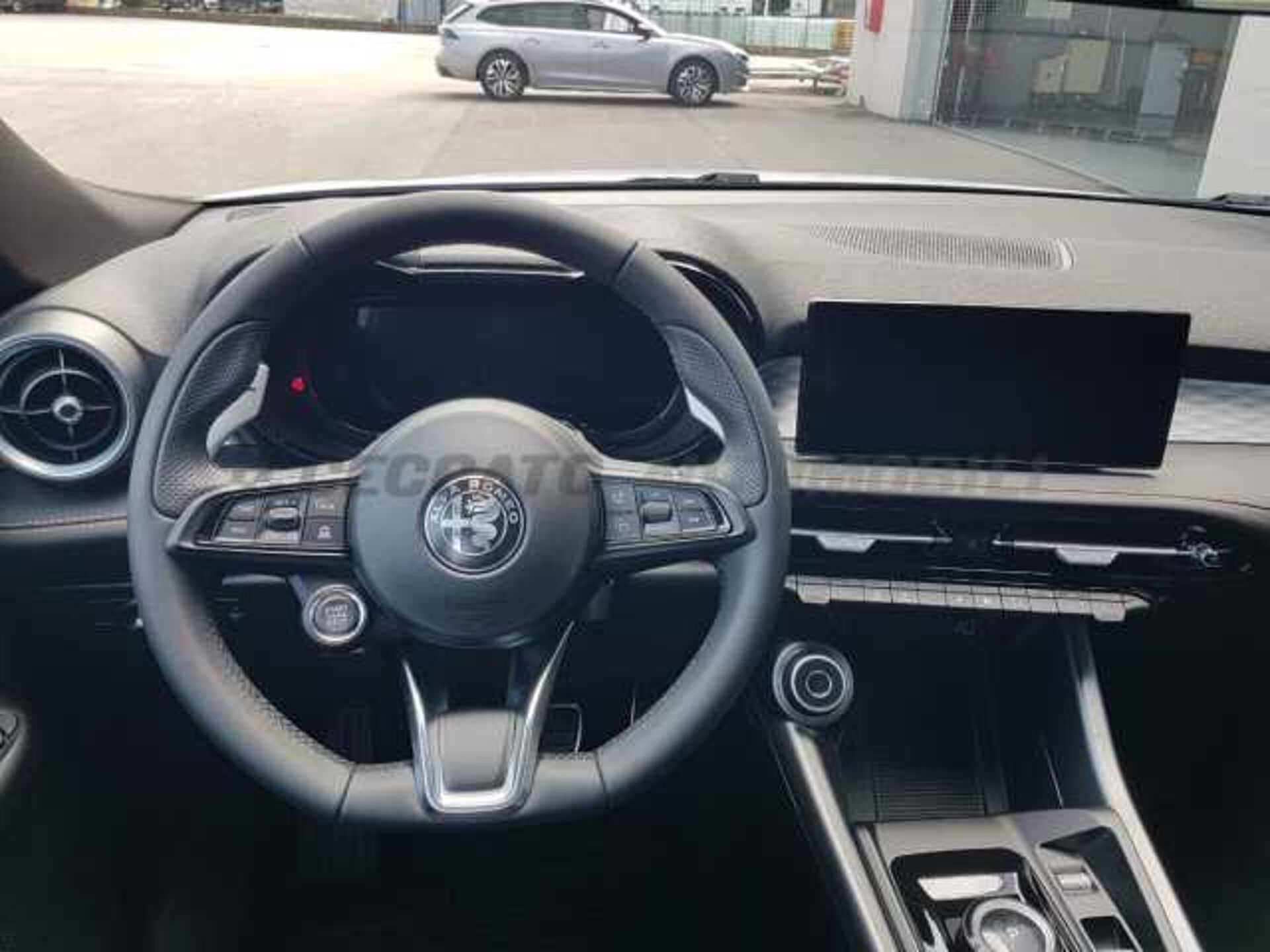 Alfa Romeo Tonale 1.6l - white