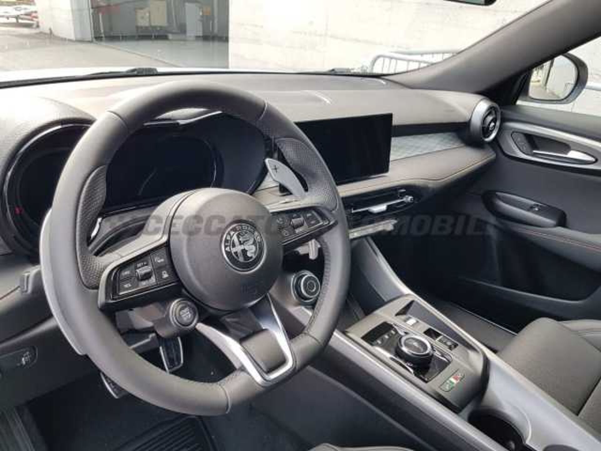 Alfa Romeo Tonale 1.6l - white