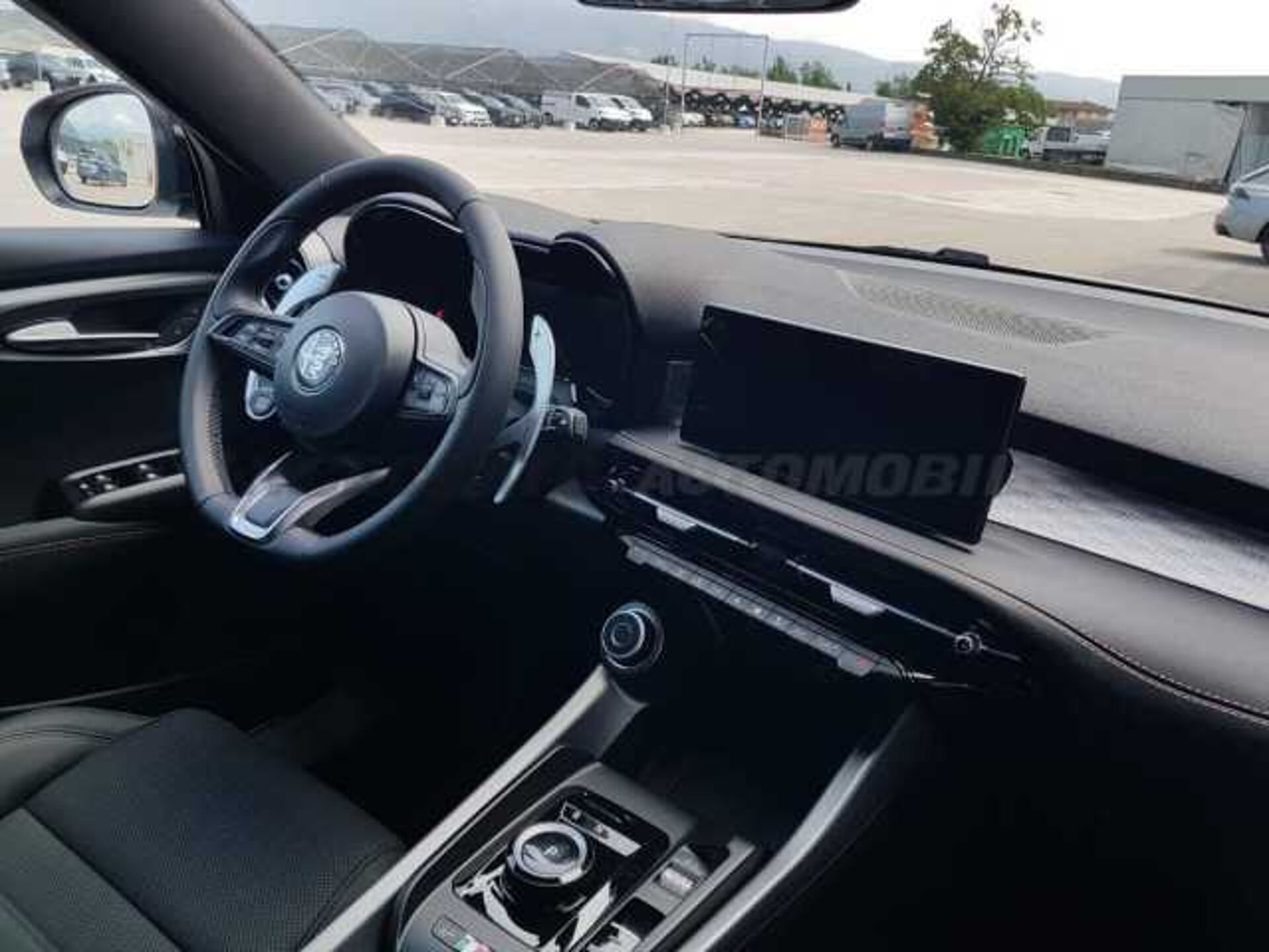 Alfa Romeo Tonale 1.6l - white