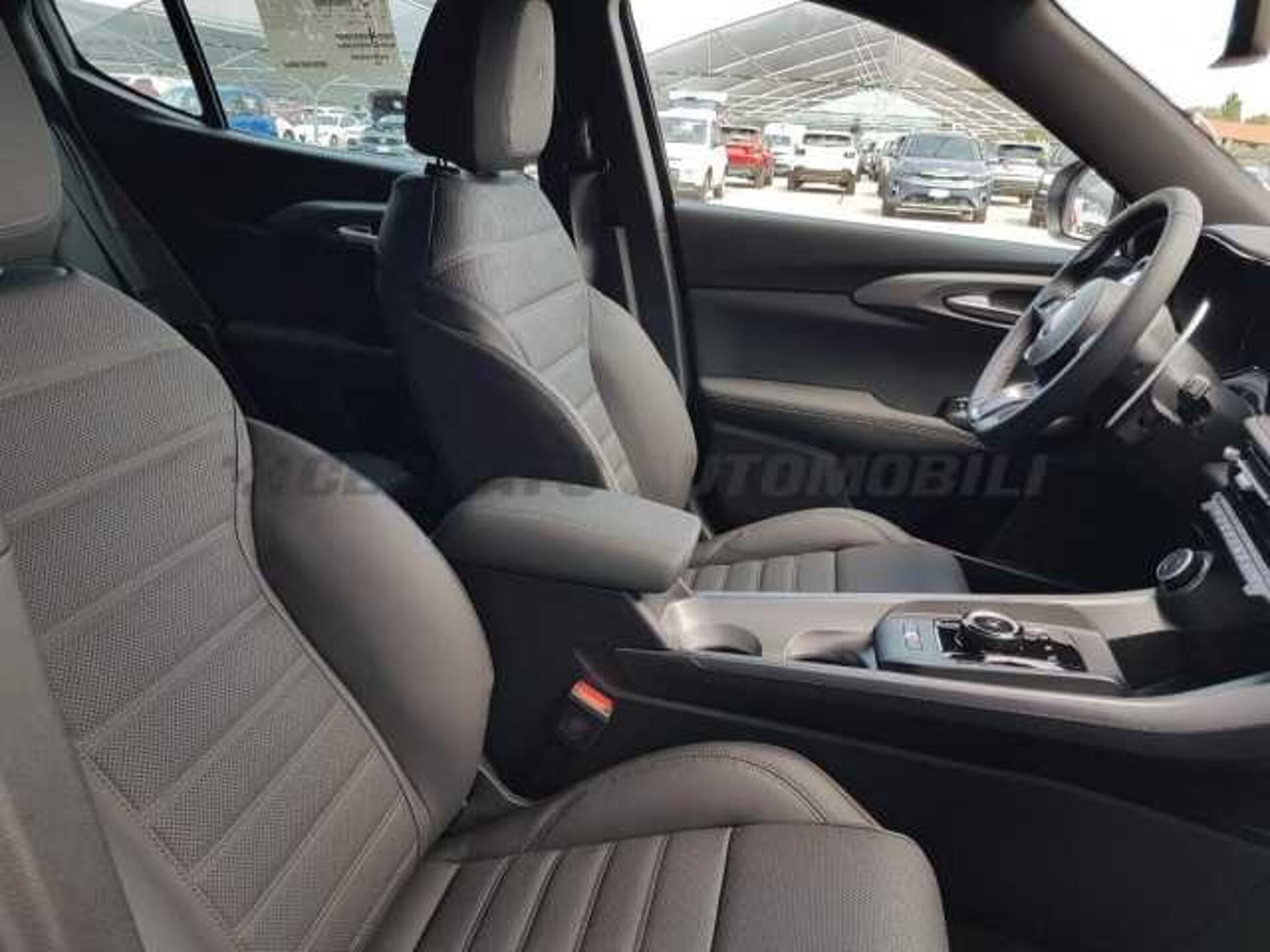 Alfa Romeo Tonale 1.6l - white