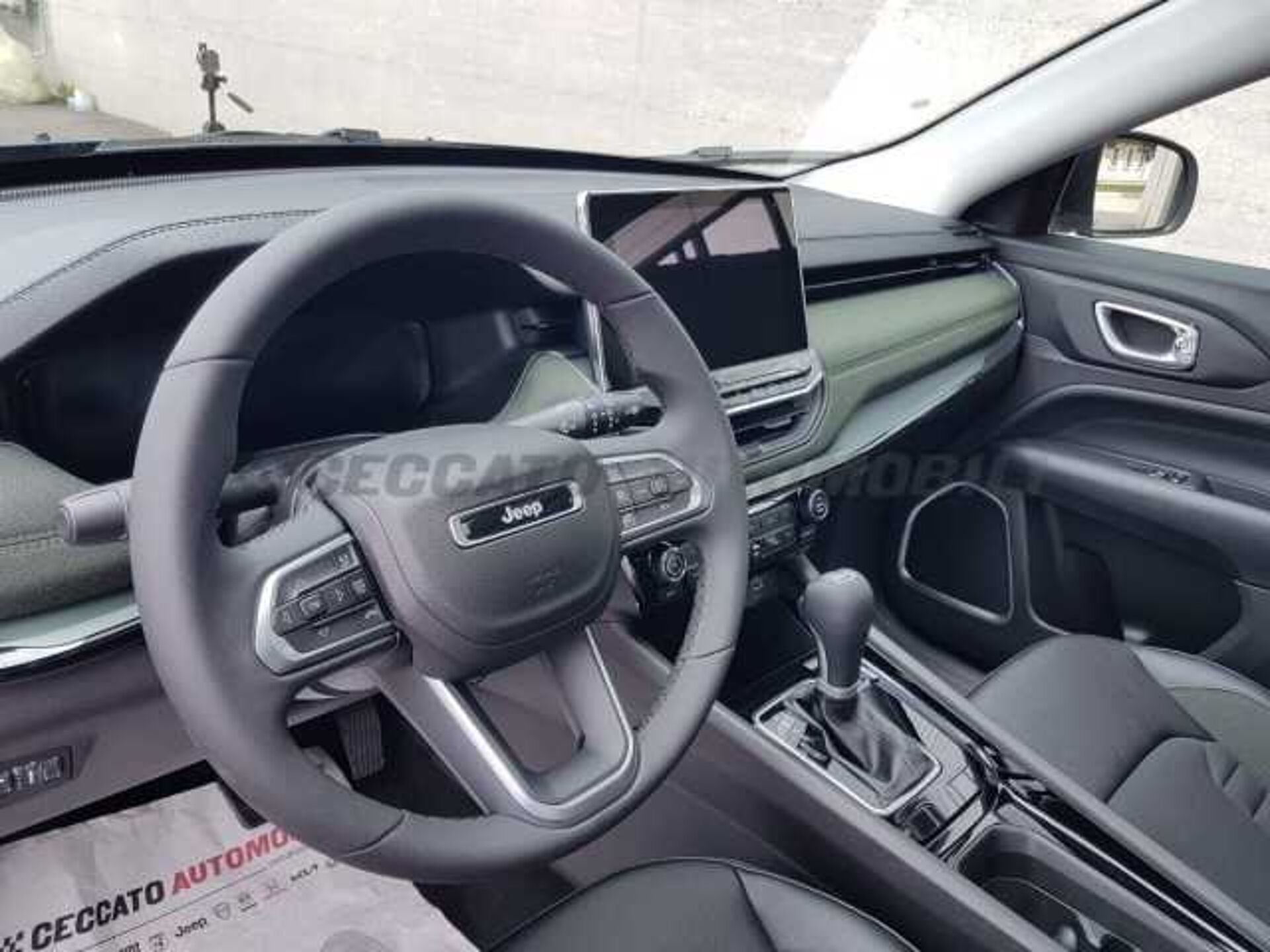 Jeep Compass 1.5l - blue