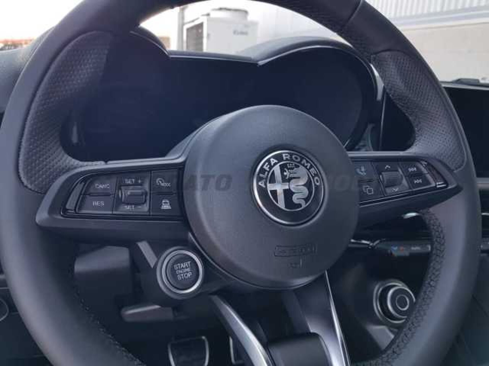 Alfa Romeo Tonale 1.5l - grey