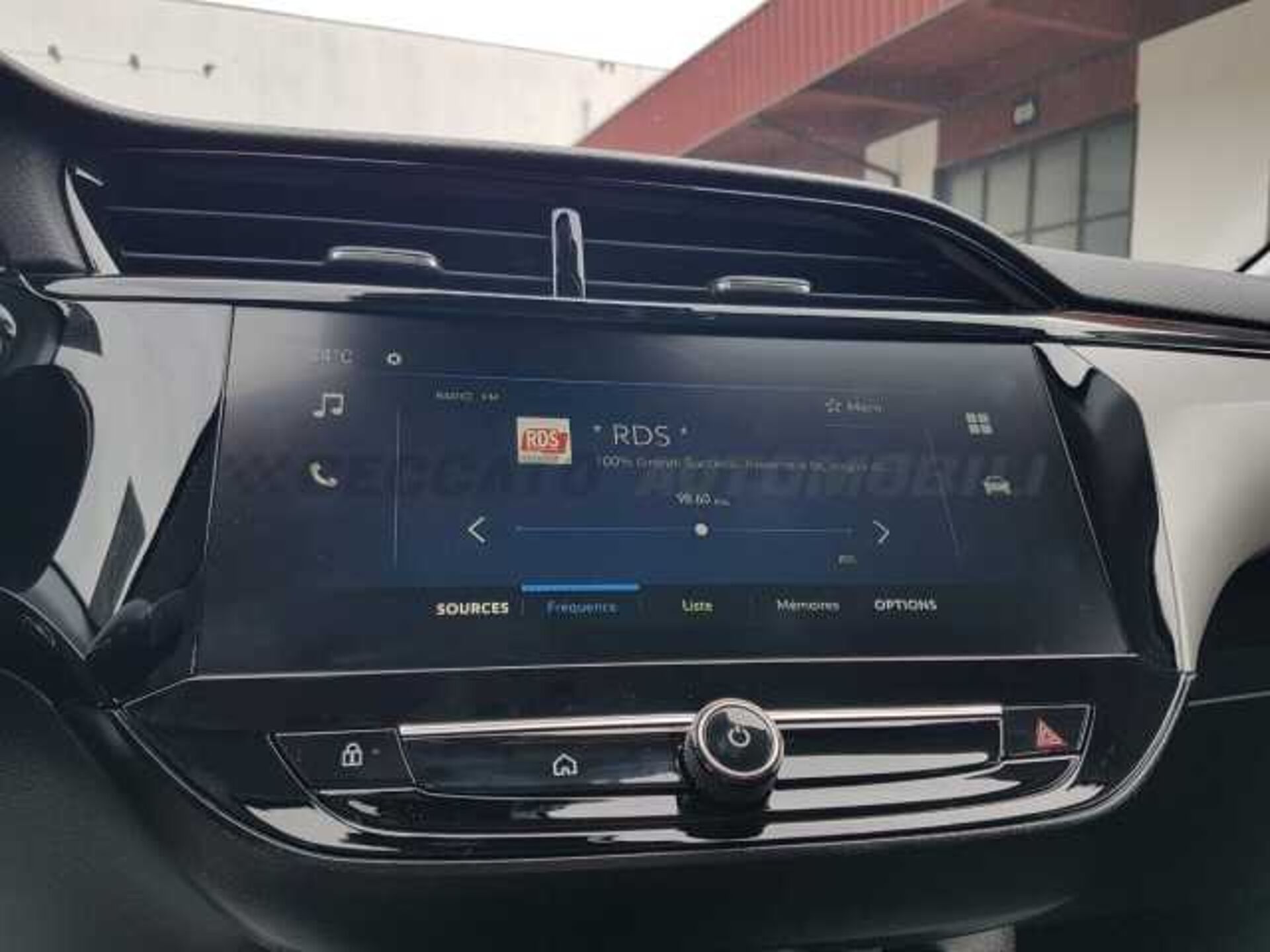 Opel Corsa 1.2l - white