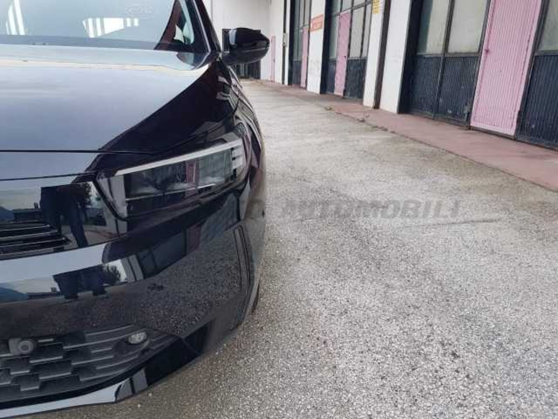 Opel Corsa 1.2l - black