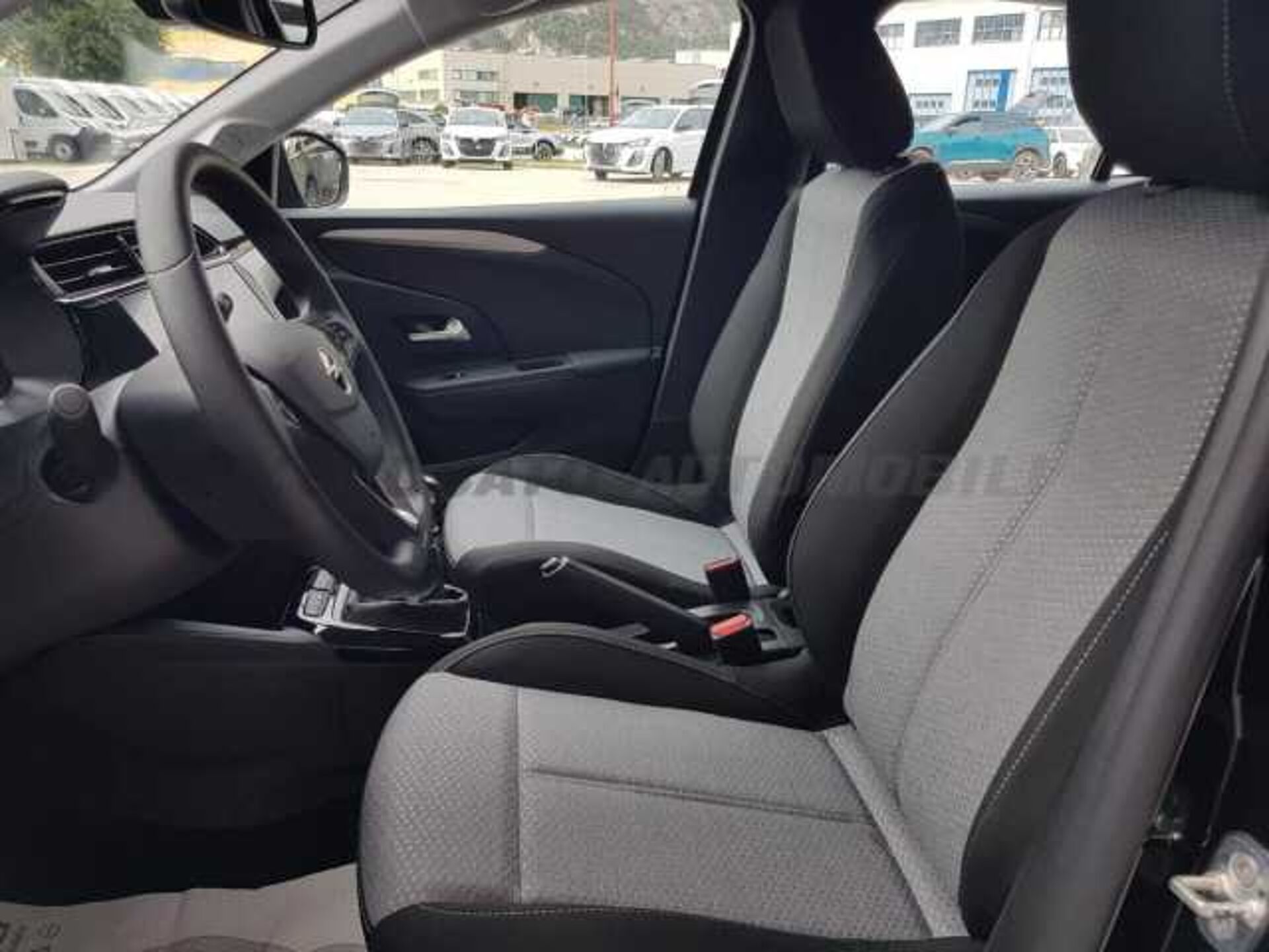 Opel Corsa 1.2l - black