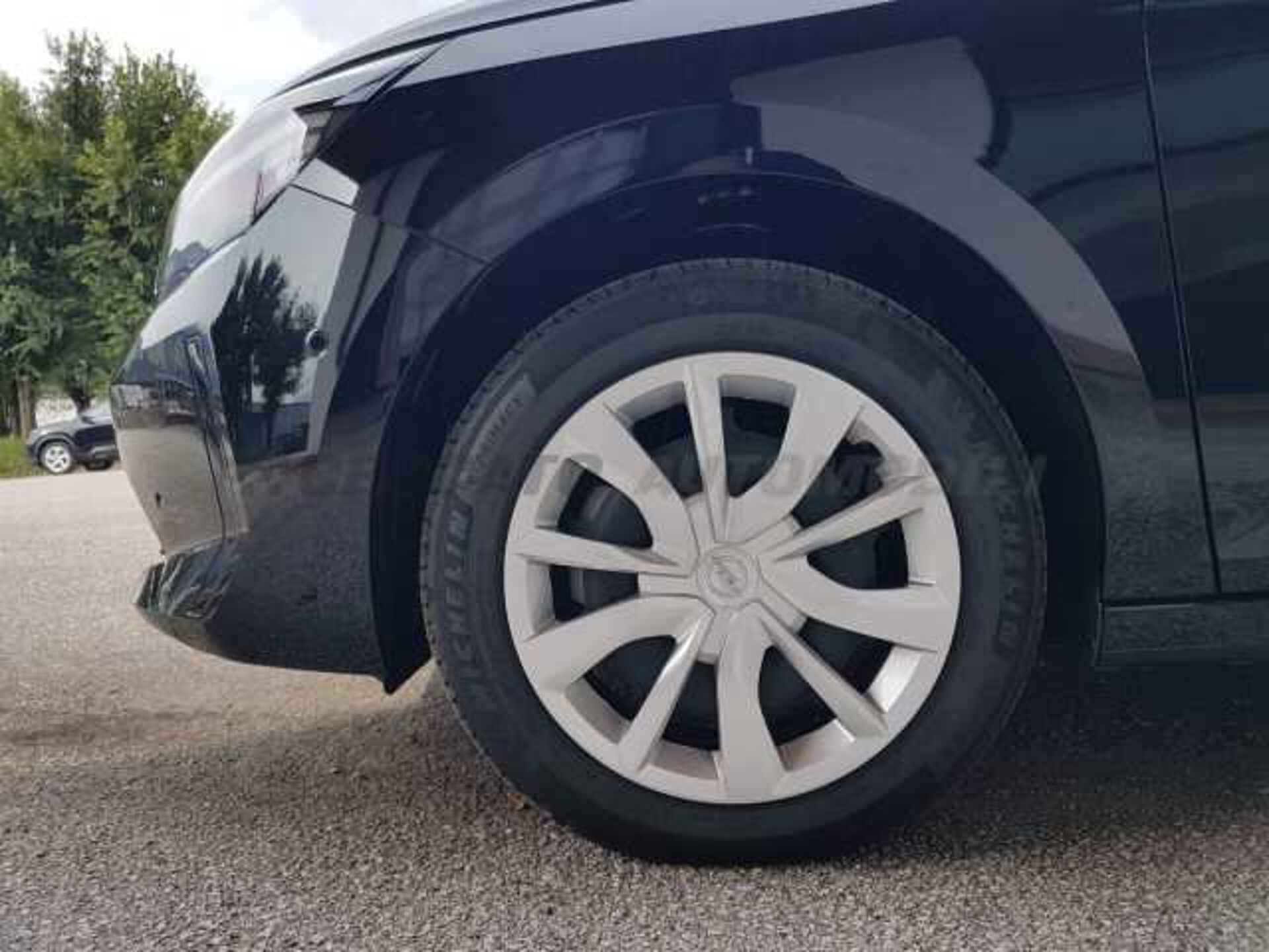 Opel Corsa 1.2l - black