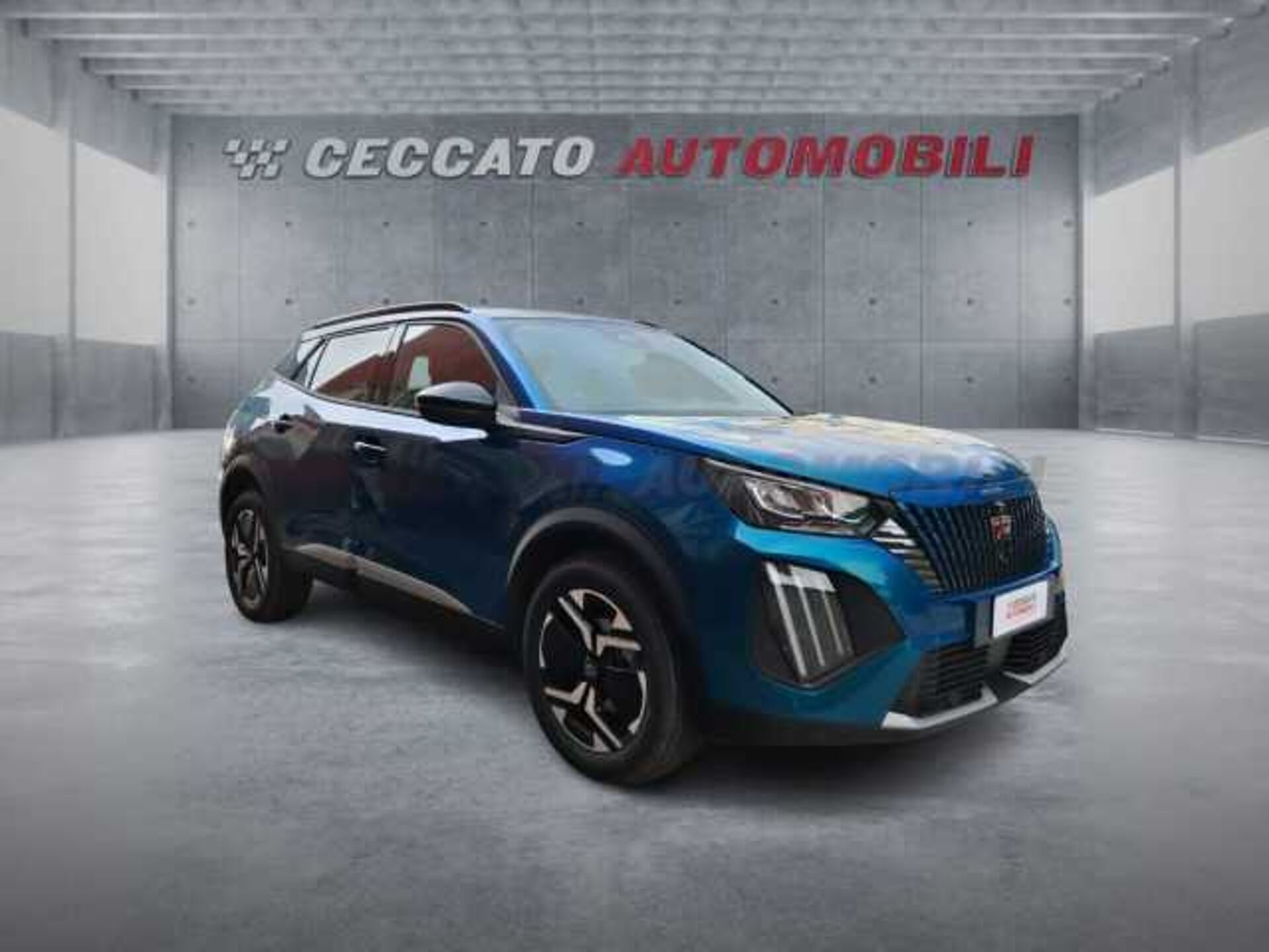 Peugeot 2008 1.2l - blue