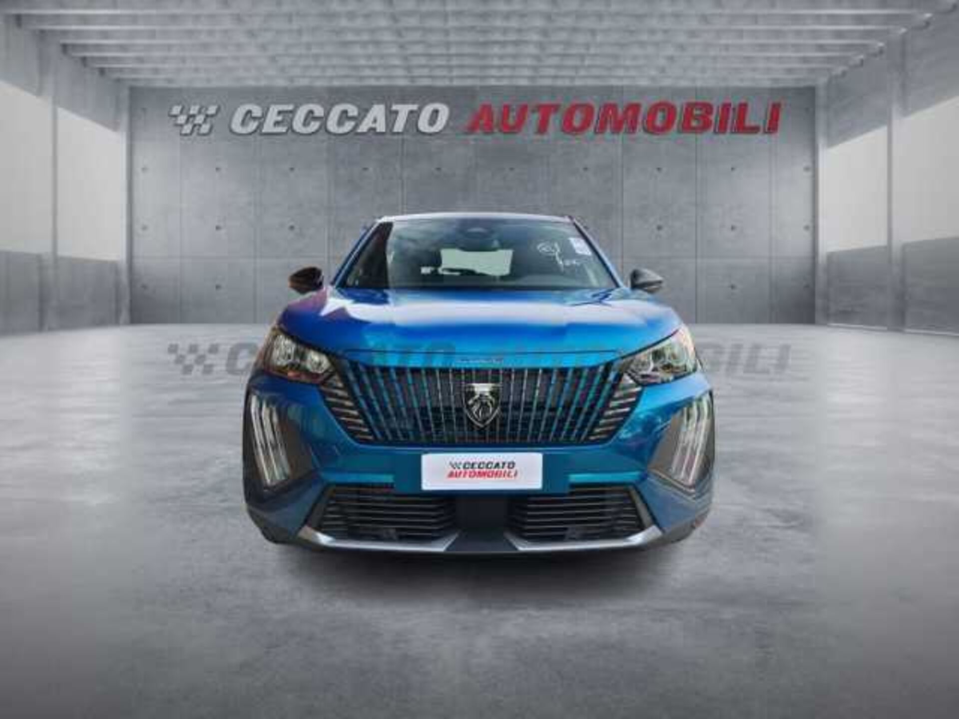 Peugeot 2008 1.2l - blue