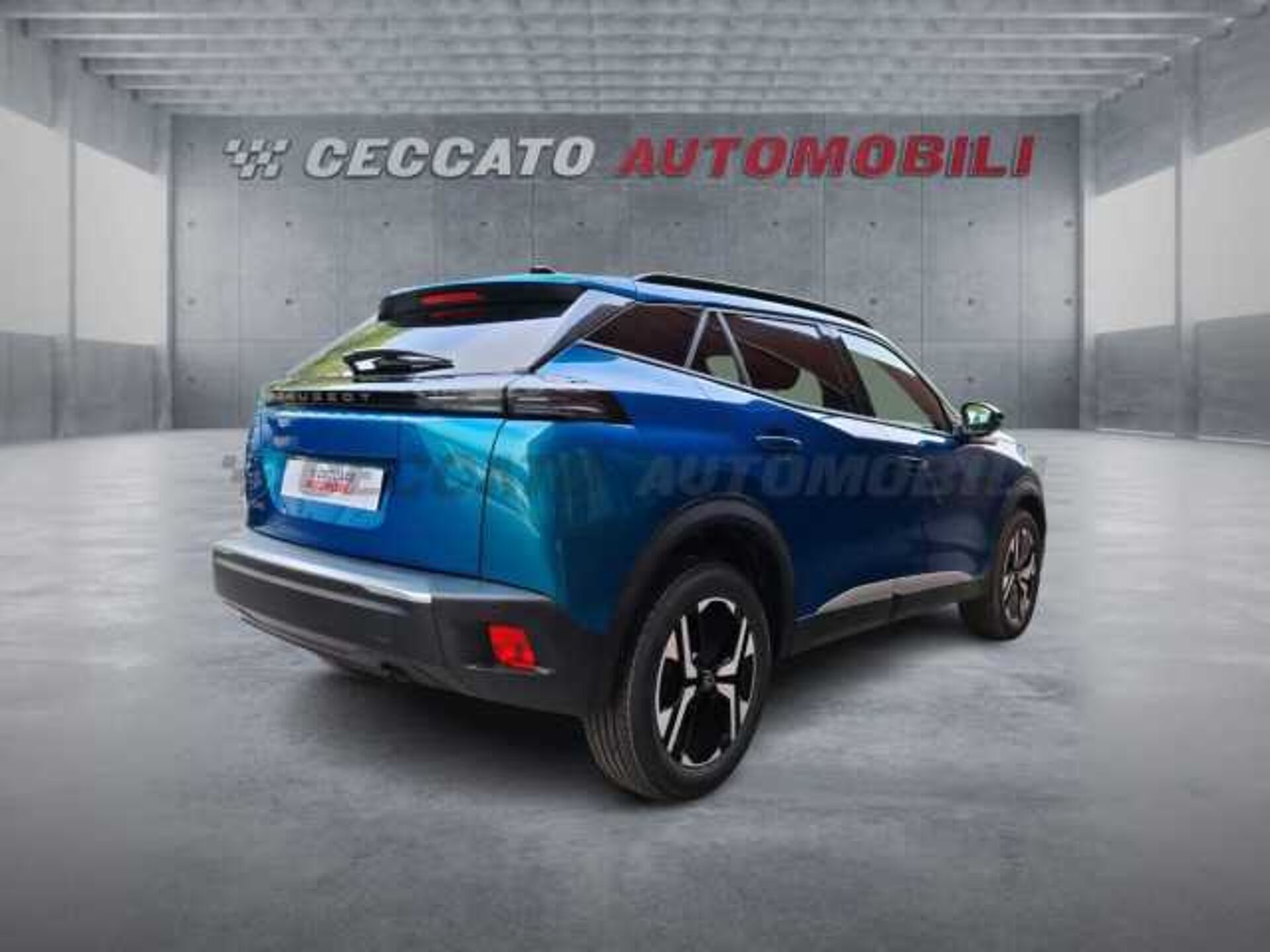 Peugeot 2008 1.2l - blue