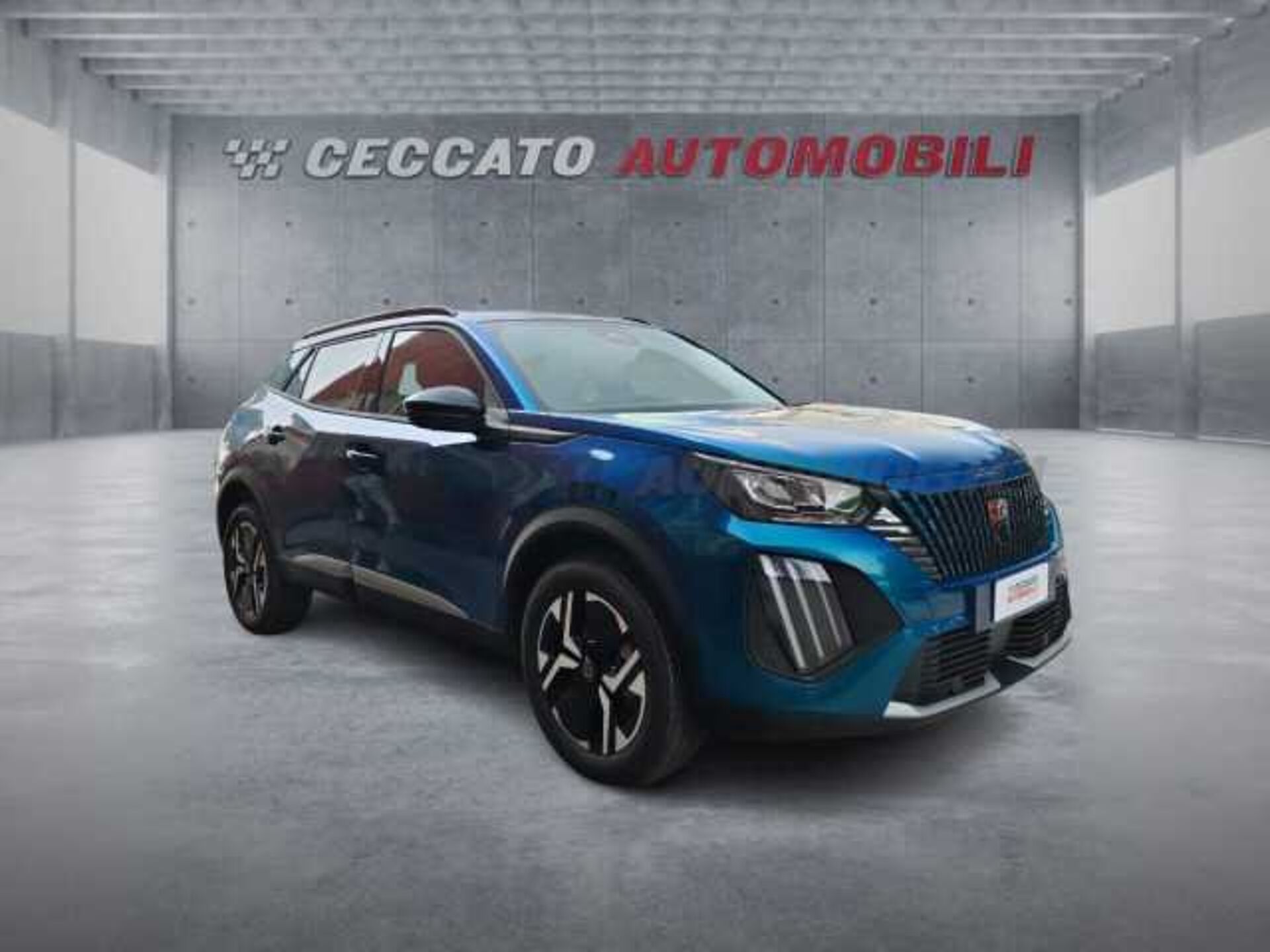 Peugeot 2008 1.2l - blue