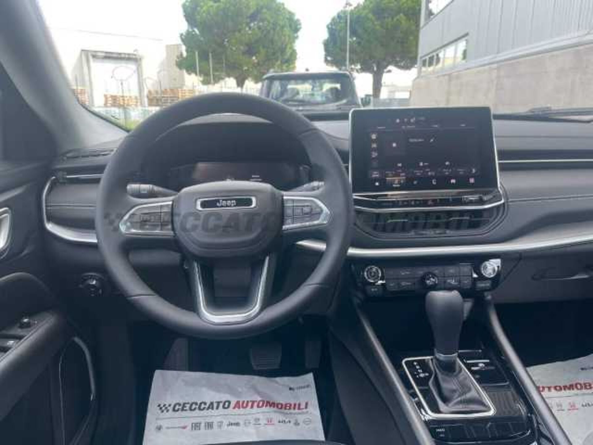 Jeep Compass 1.5l - grey