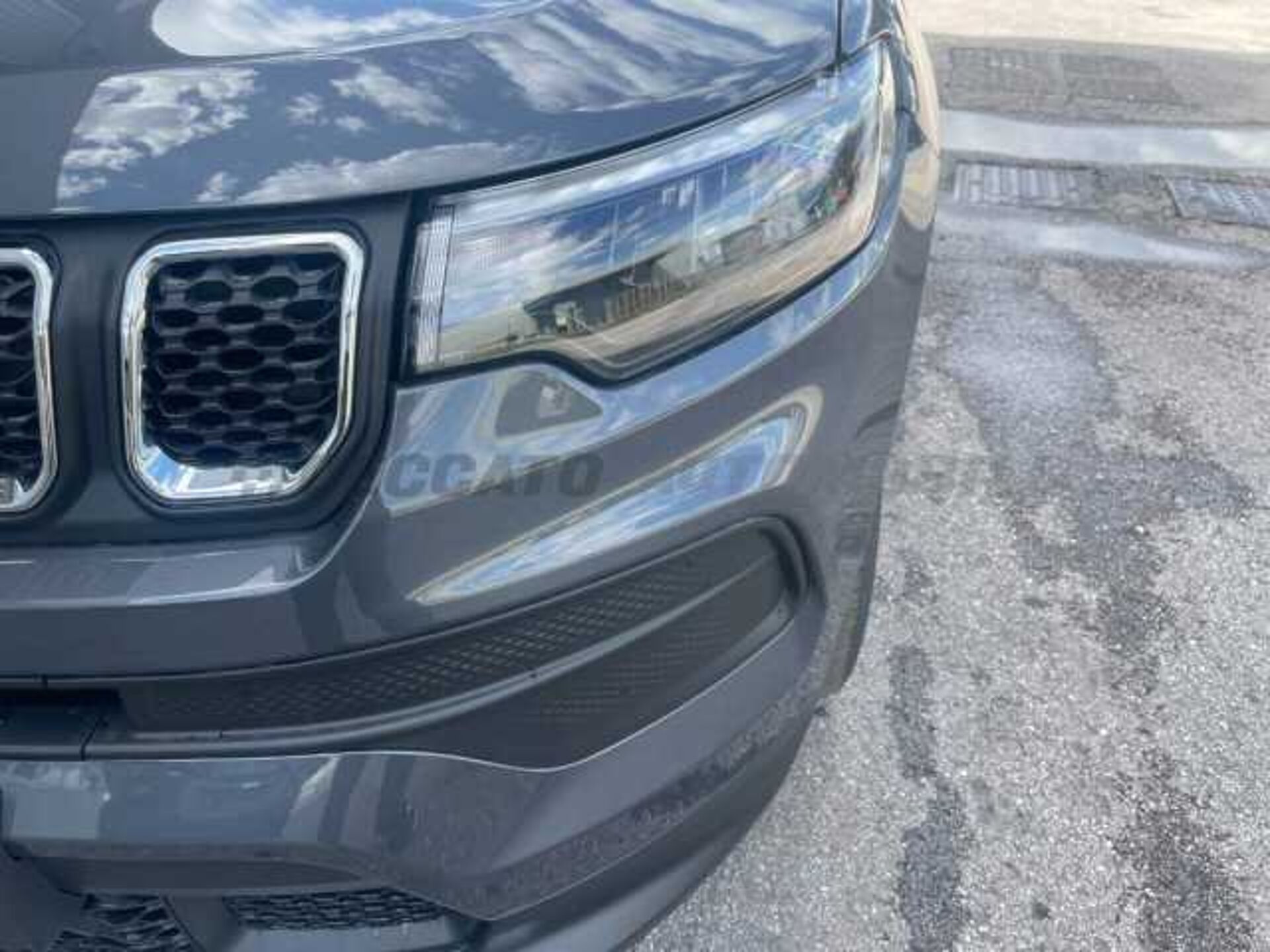 Jeep Compass 1.5l - grey