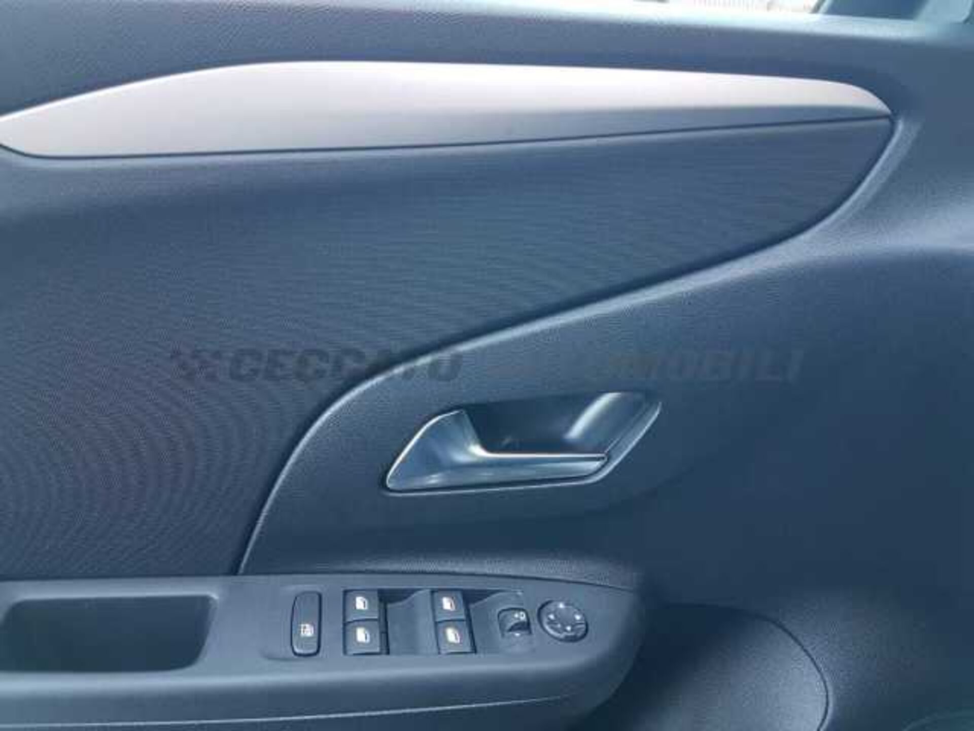 Opel Corsa 1.2l - grey