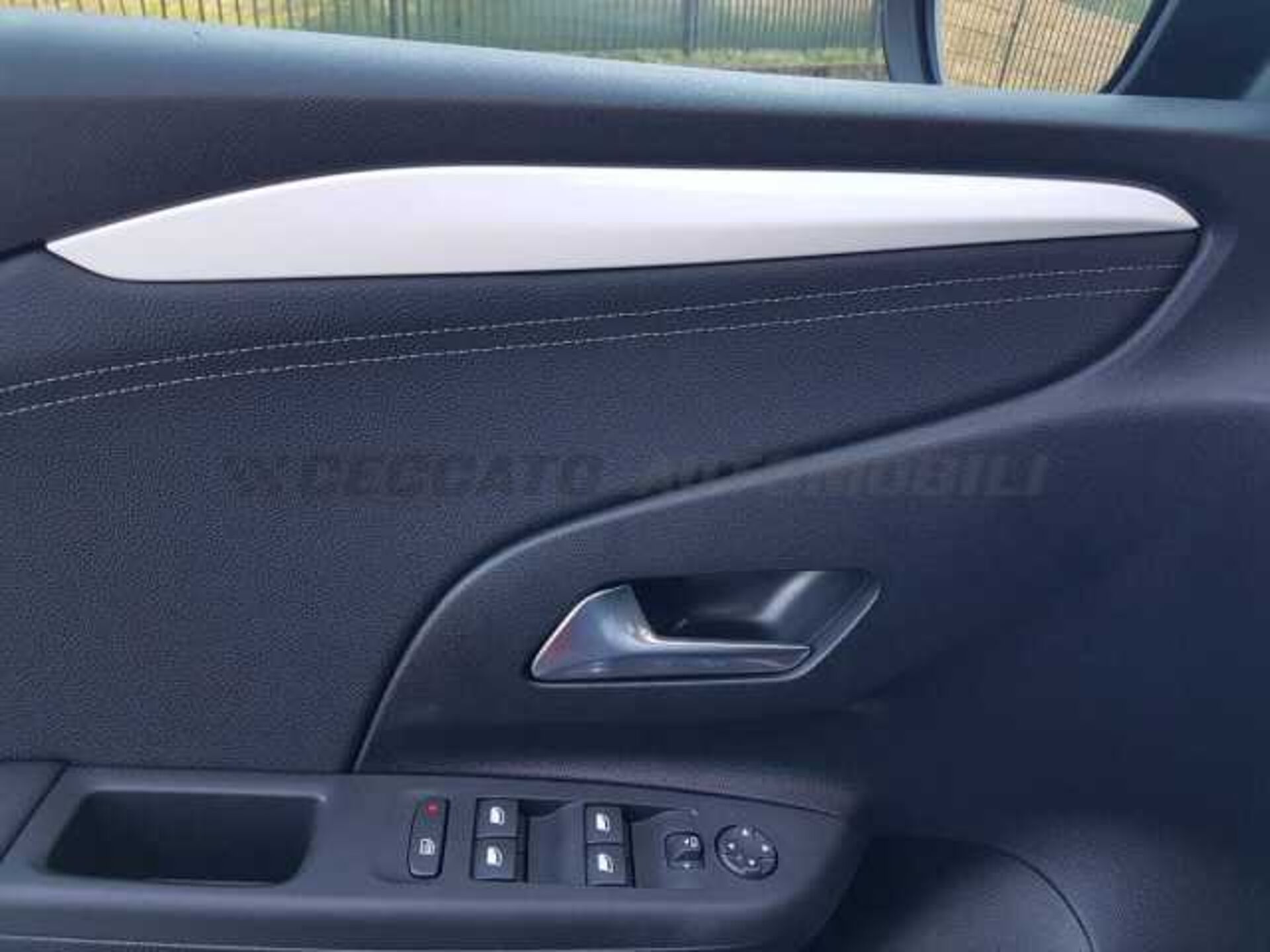 Opel Corsa 1.2l - grey