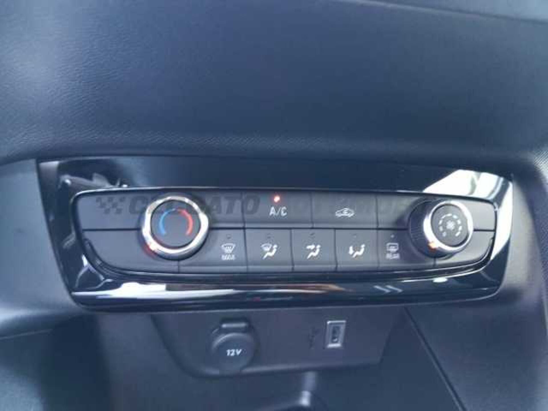 Opel Corsa 1.2l - grey