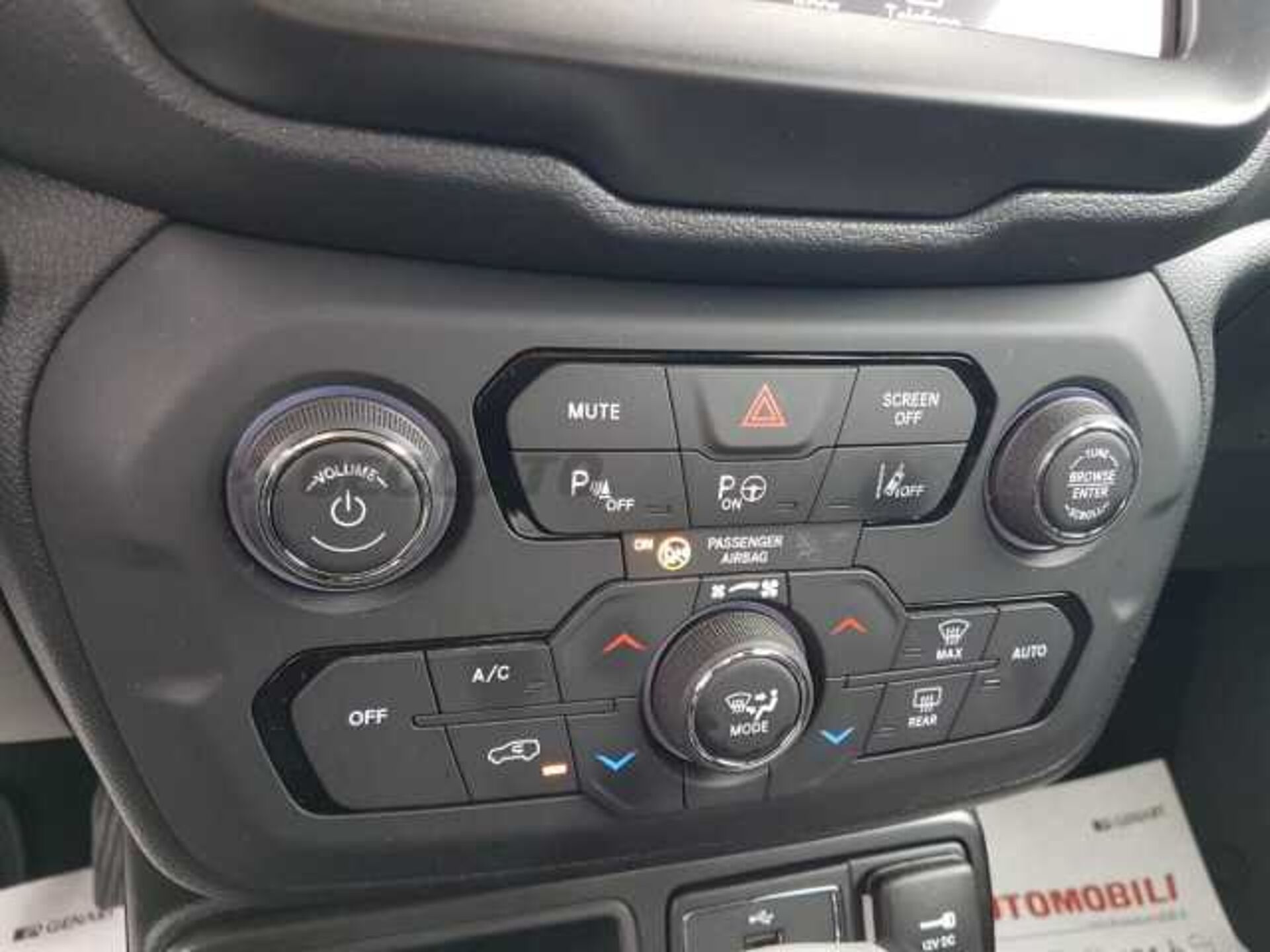 Jeep Renegade 1.5l - blue