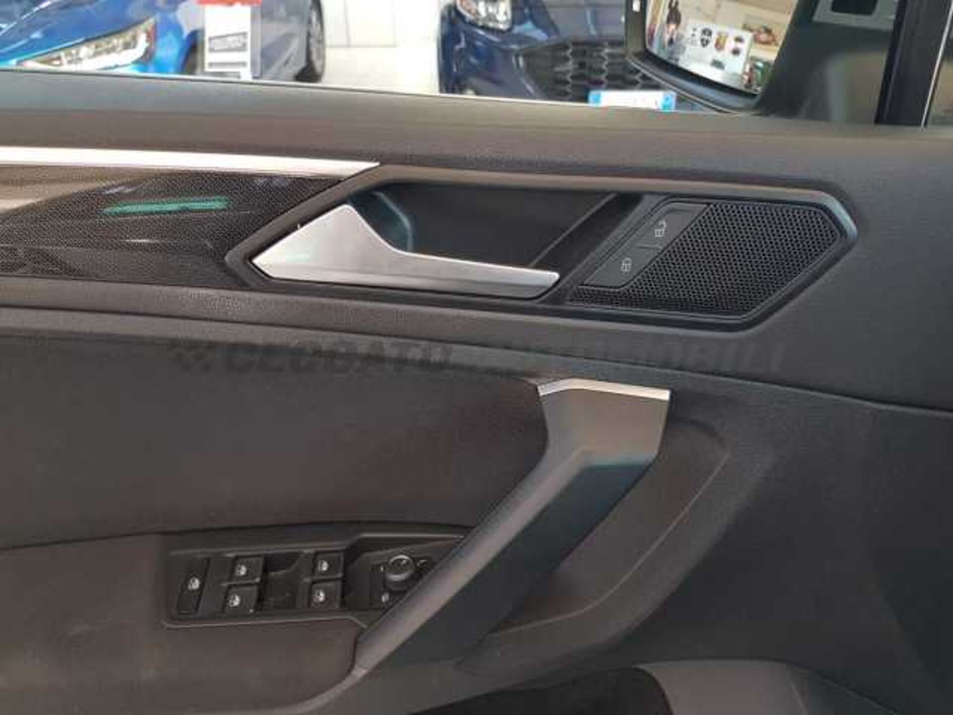 Volkswagen 1.5l - grey