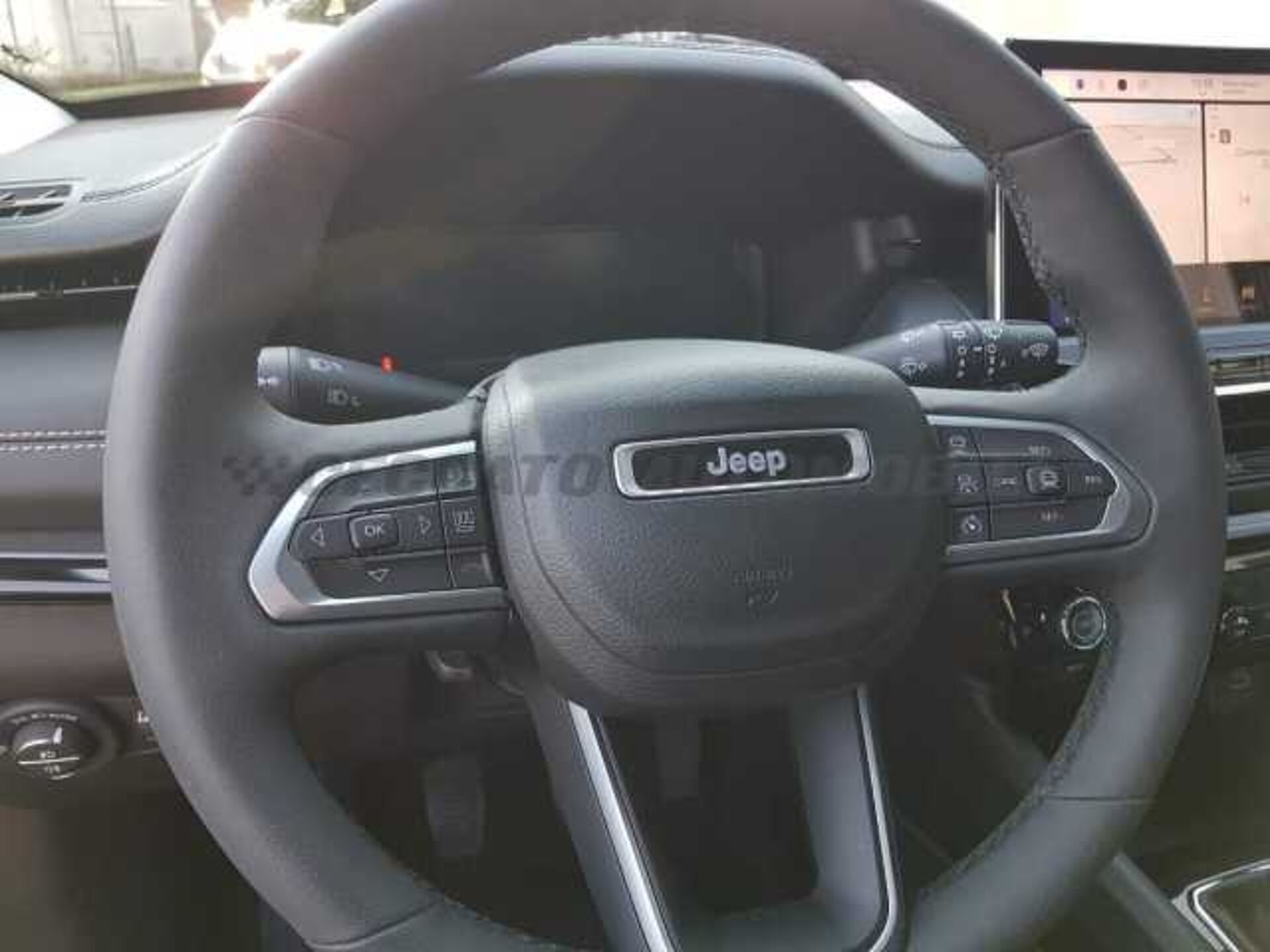 Jeep Compass 1.6l - black