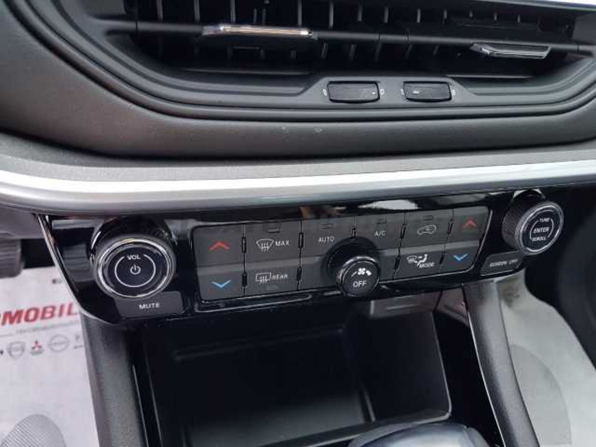 Jeep Compass 1.5l - white