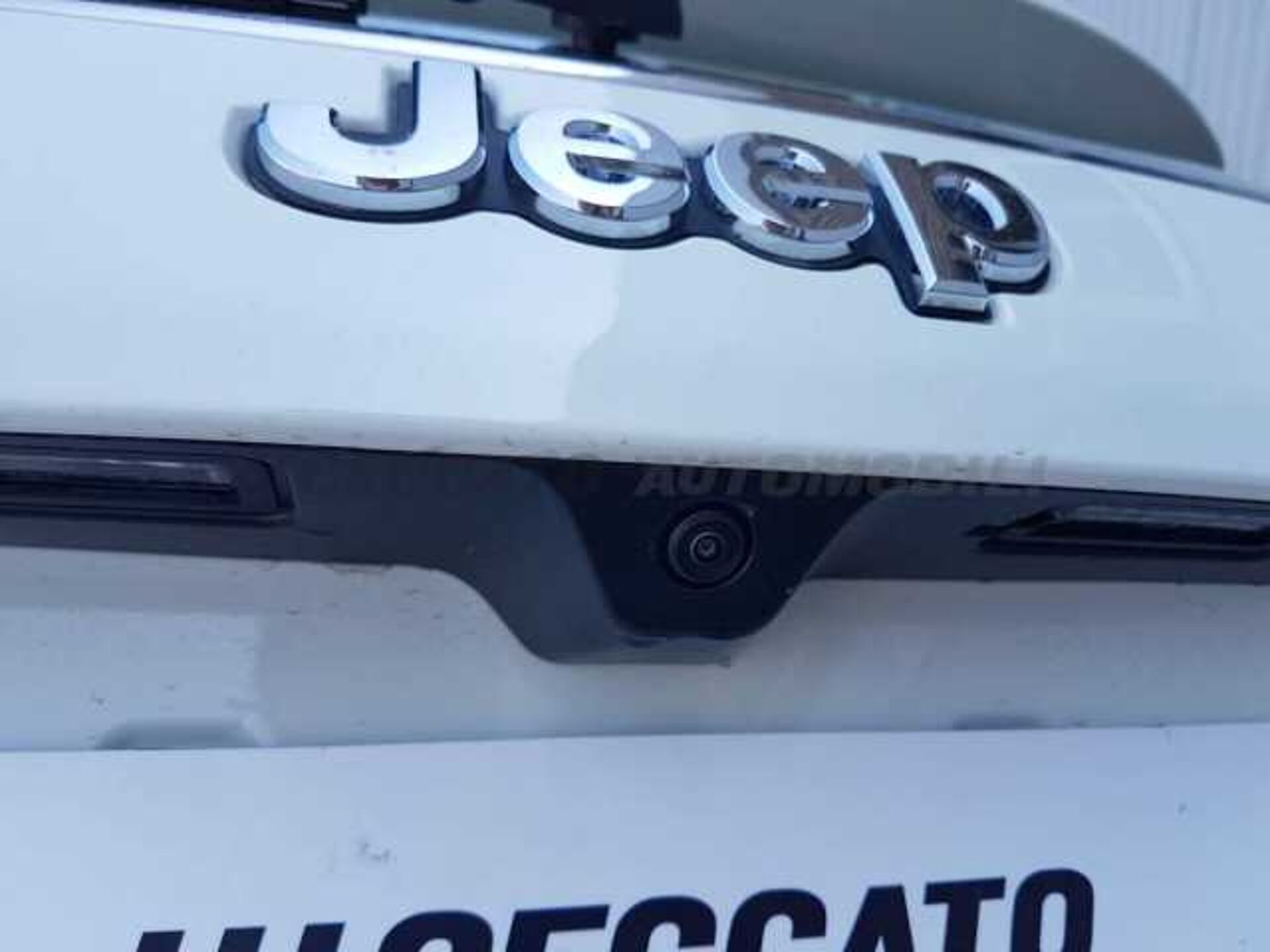 Jeep Compass 1.5l - white