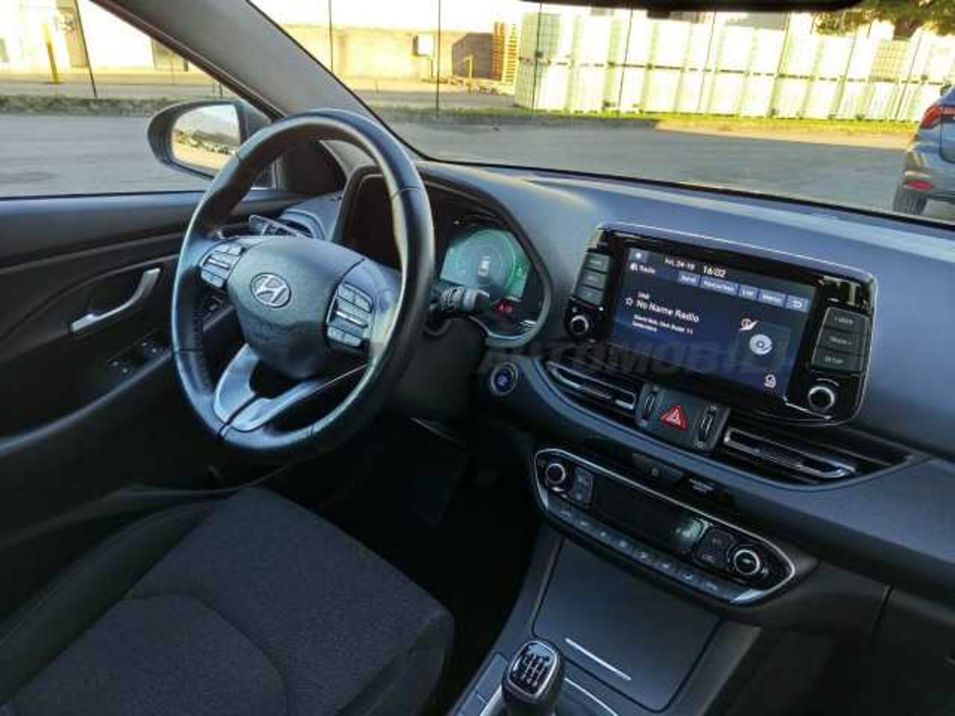 Hyundai i30 1.0l - grey