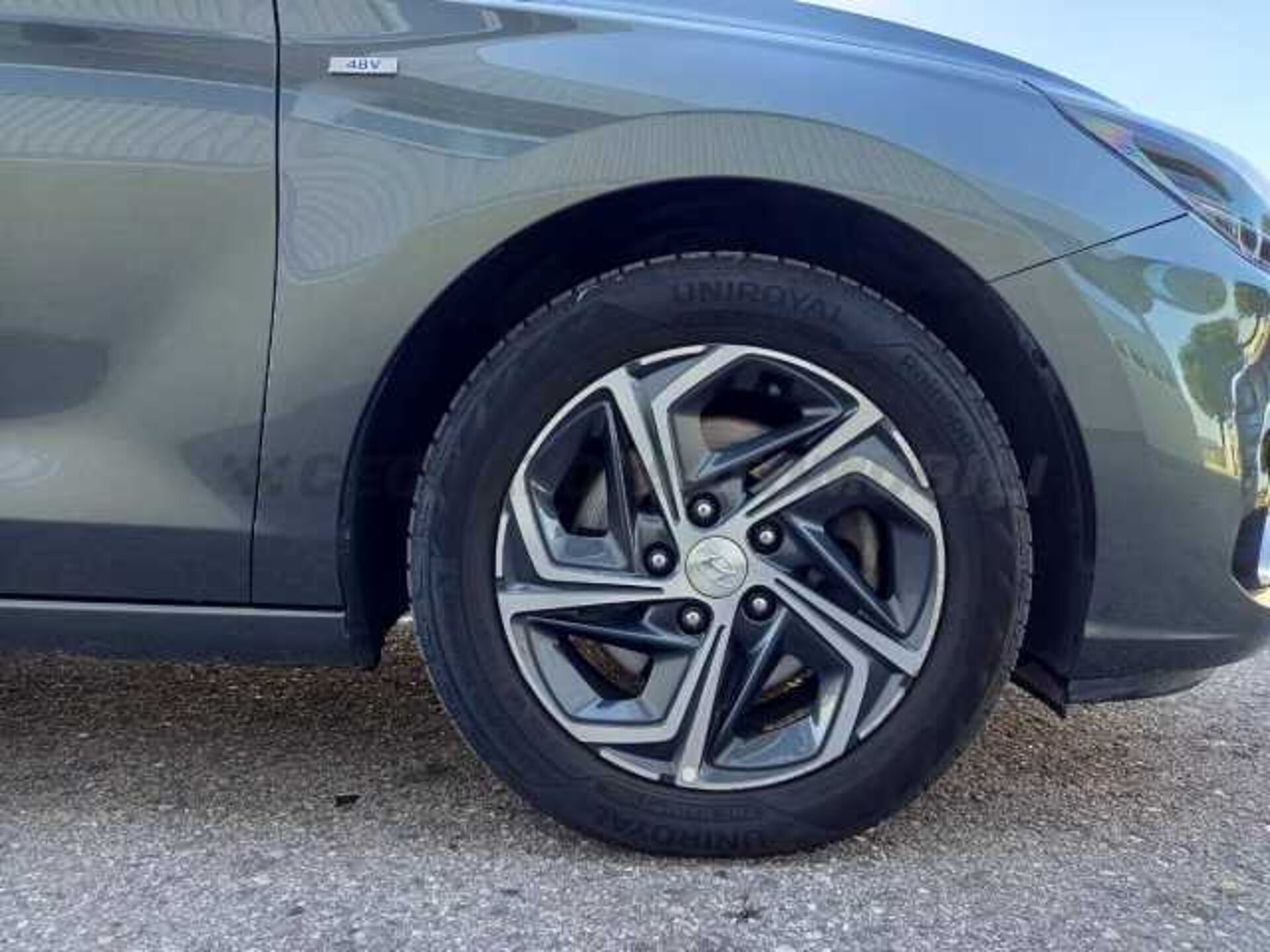 Hyundai i30 1.0l - grey