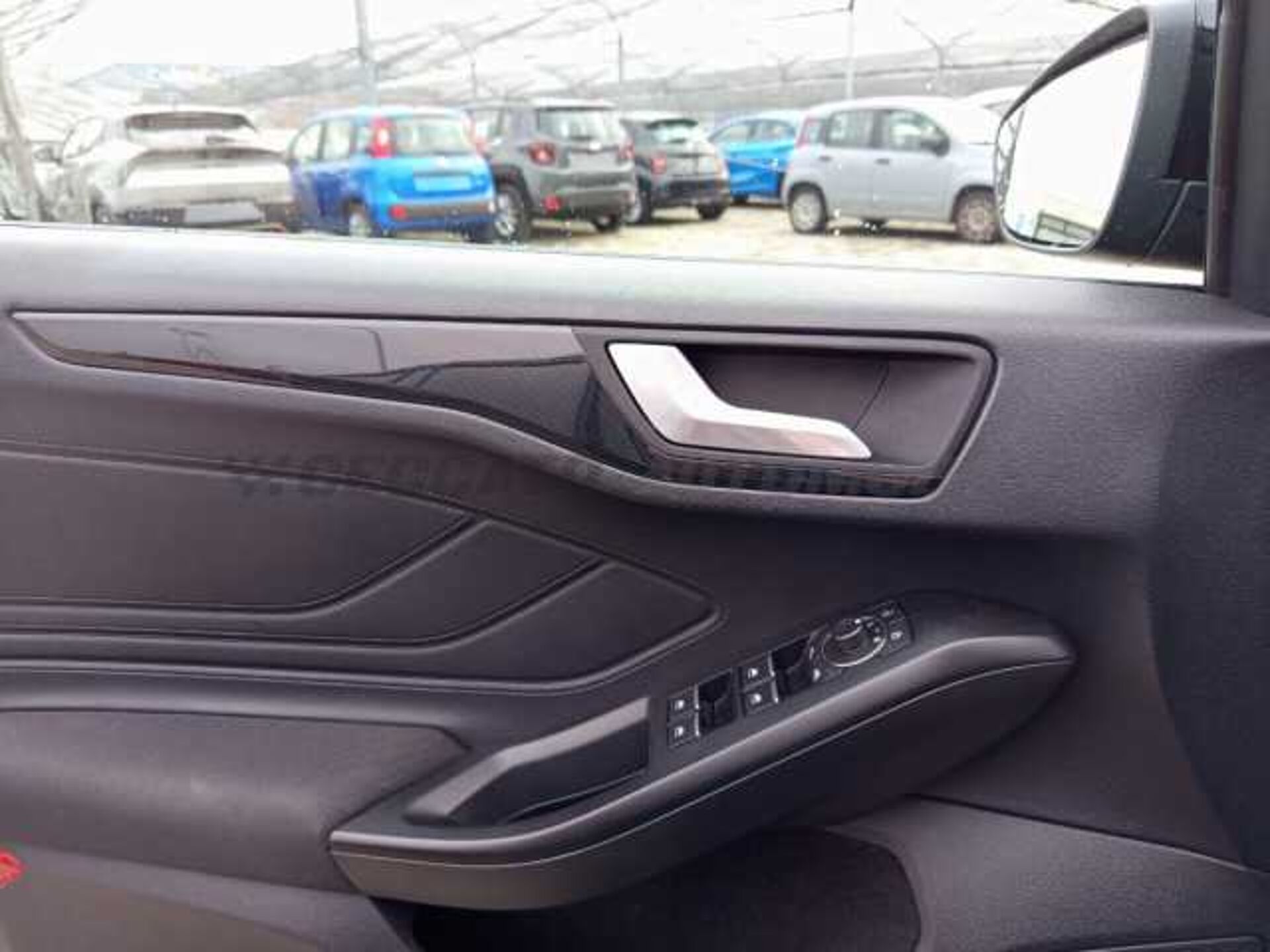 Ford Focus 1.5l - black