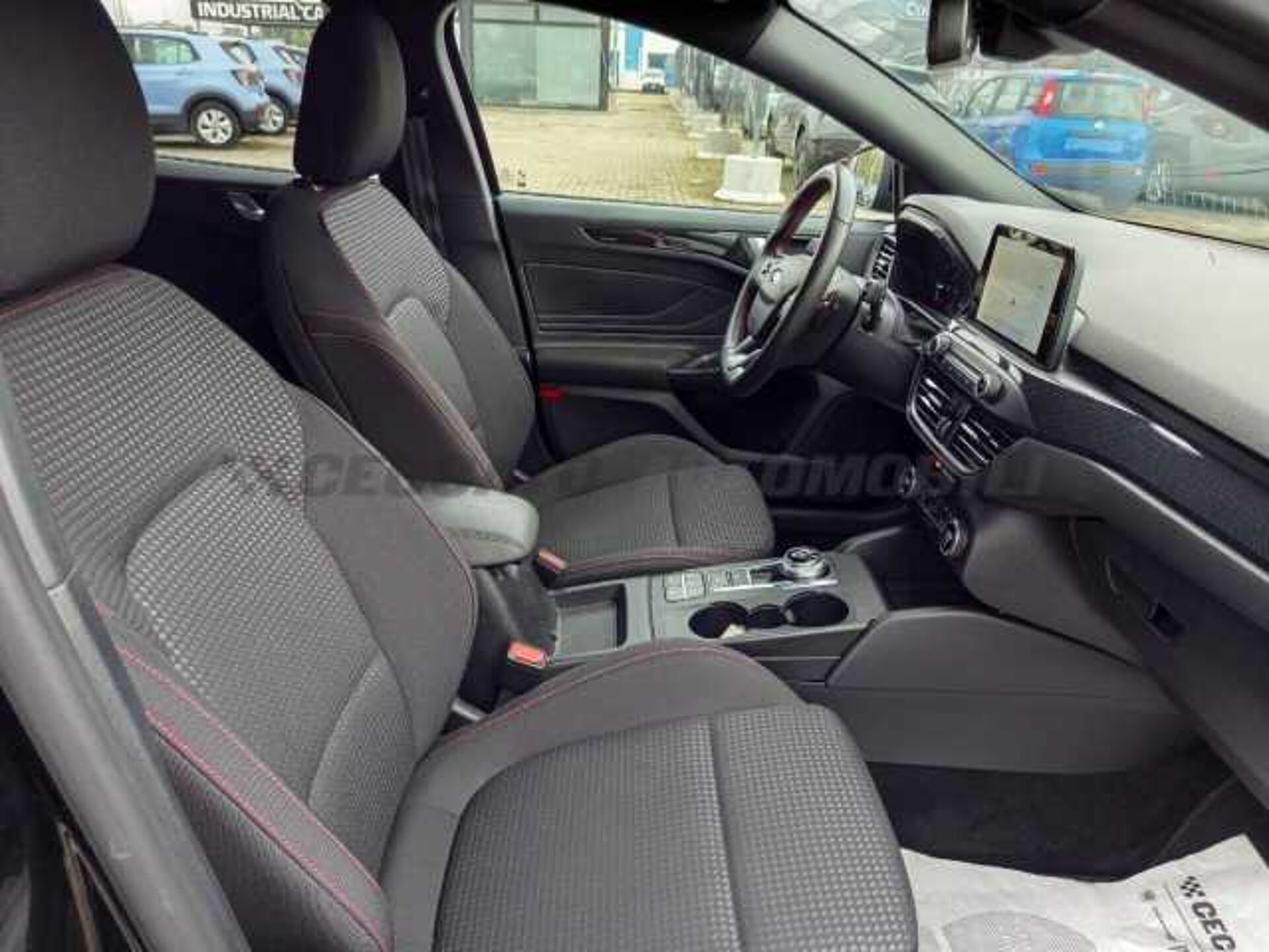 Ford Focus 1.5l - black