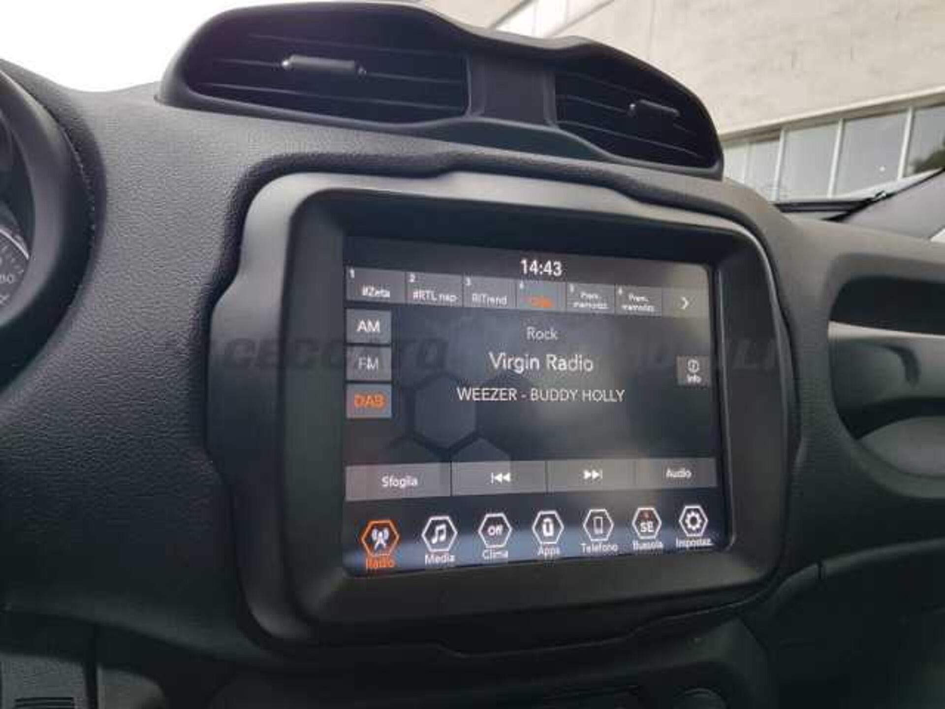 Jeep Renegade 1.6l - white