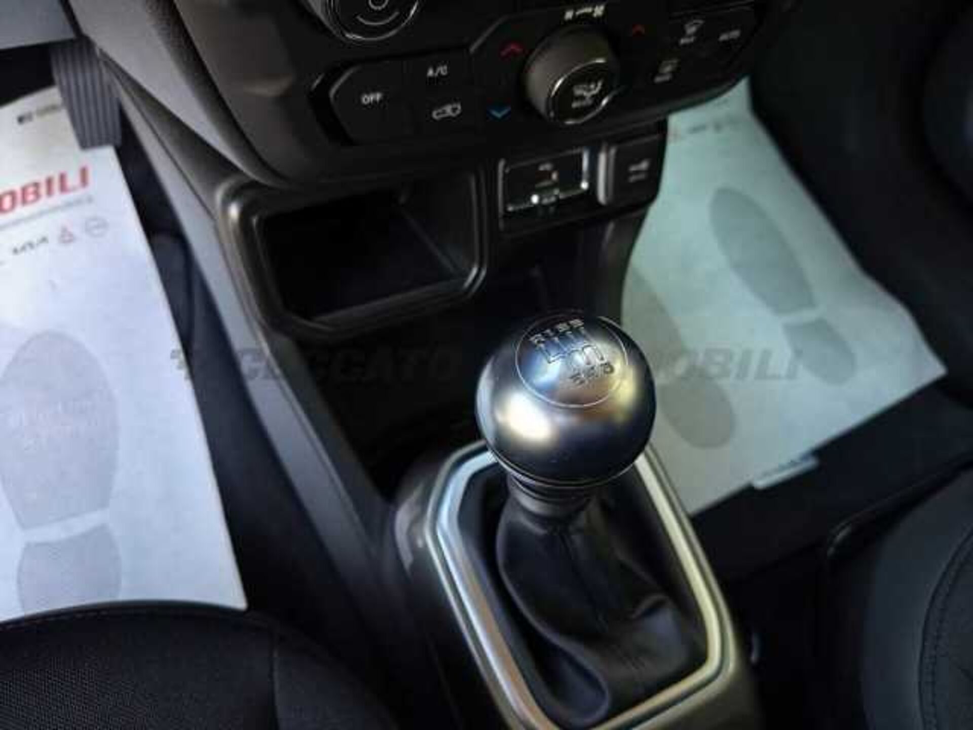 Jeep Renegade 1.6l - white