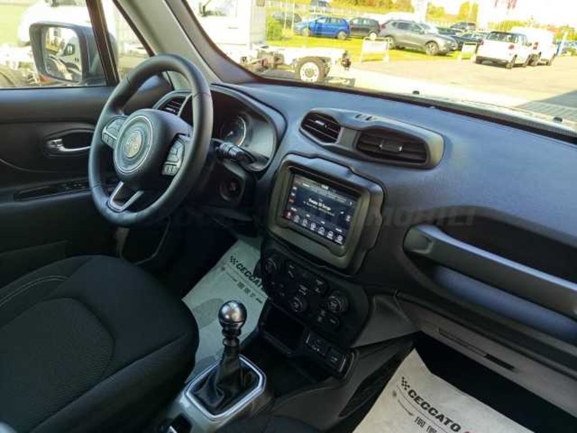 Jeep Renegade 1.6l - white