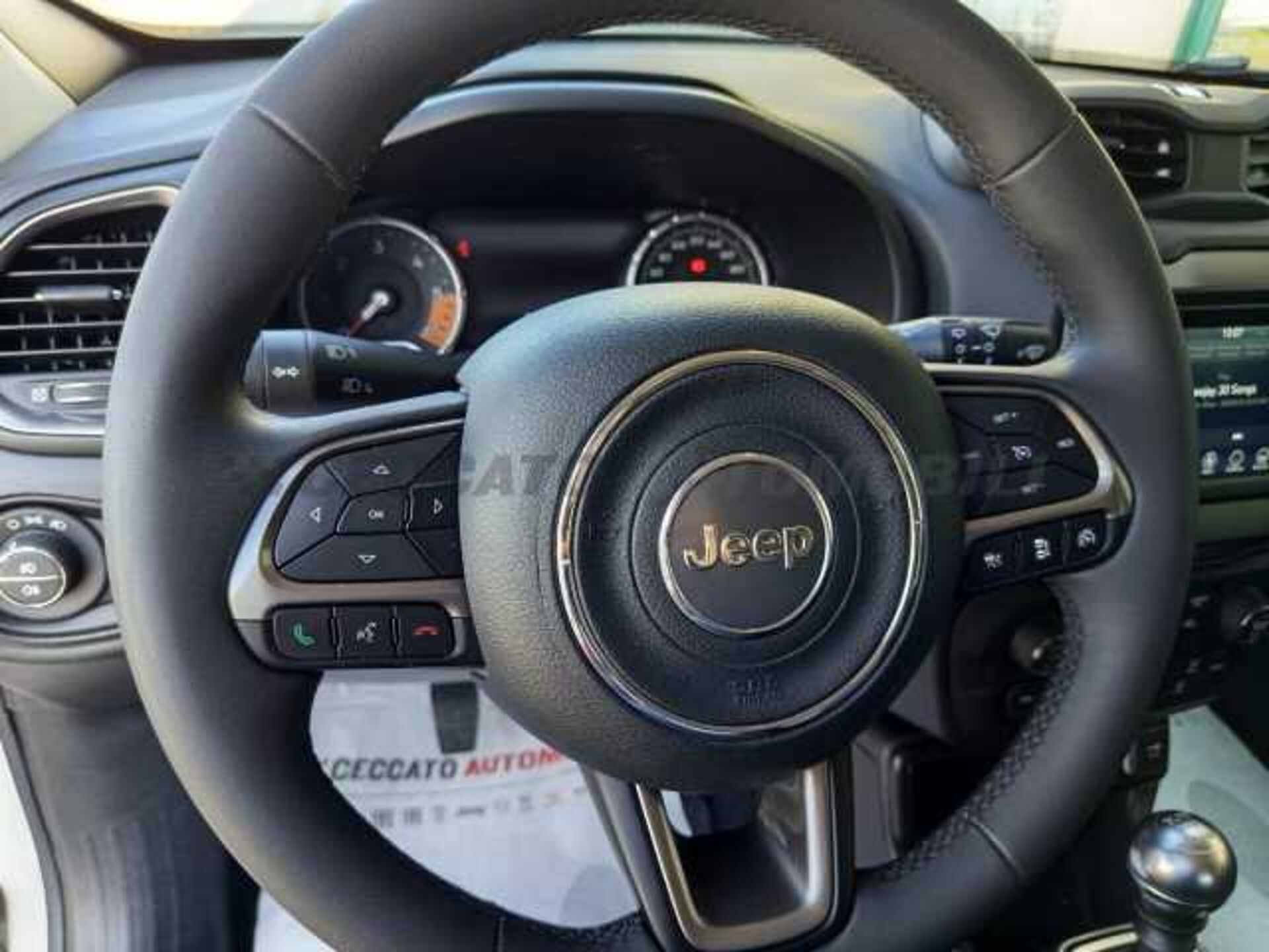 Jeep Renegade 1.6l - white