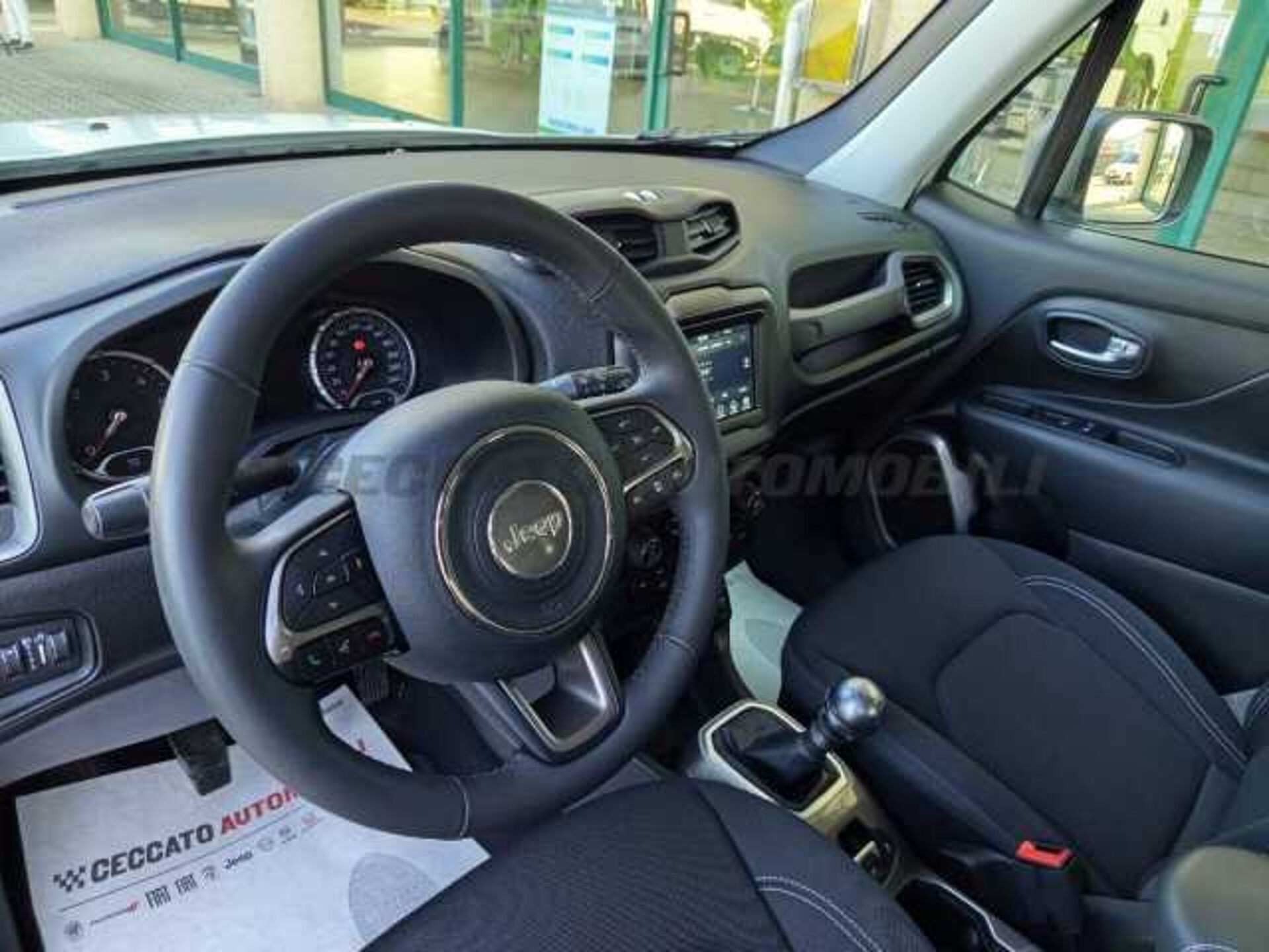 Jeep Renegade 1.6l - white