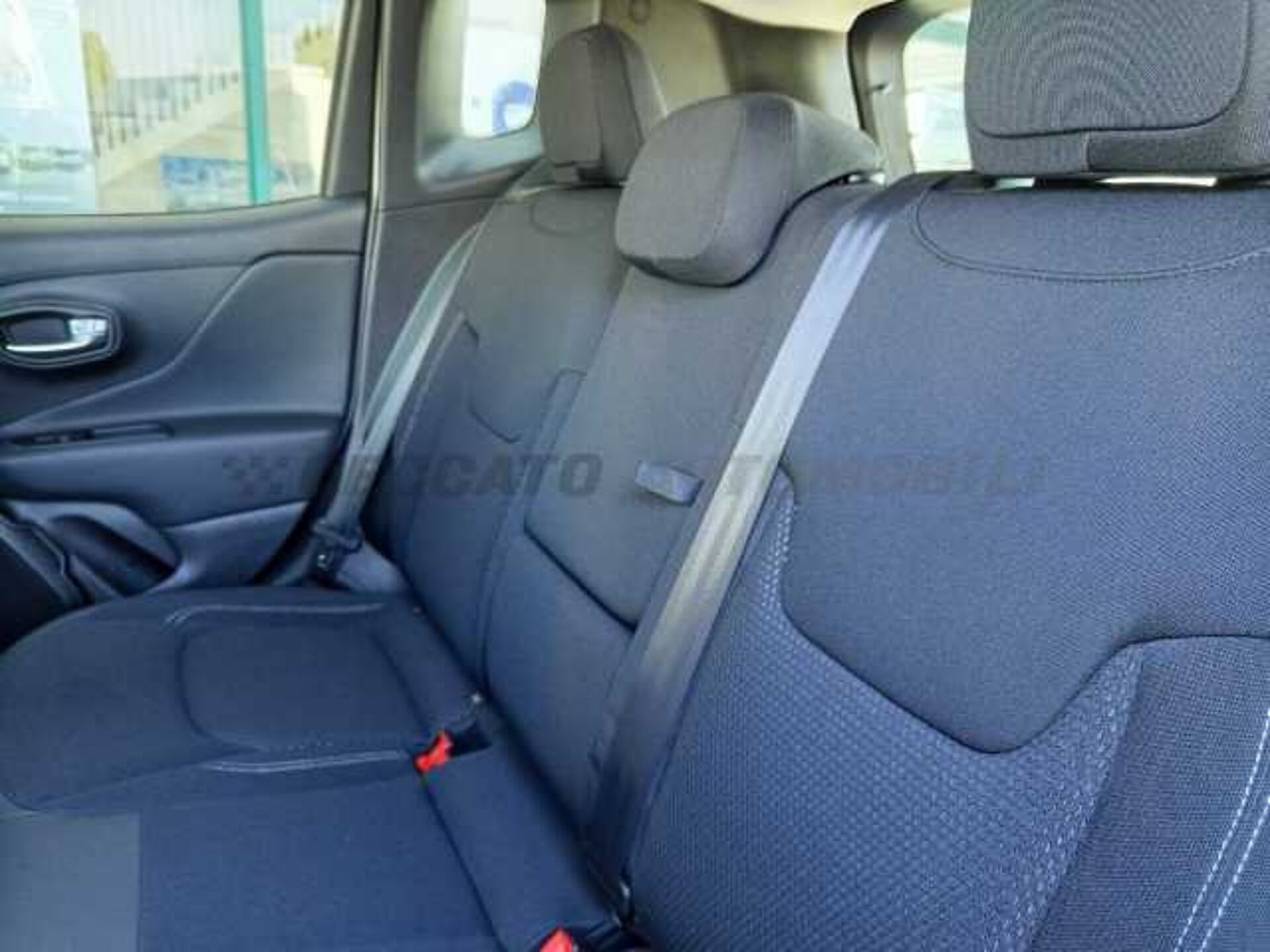 Jeep Renegade 1.6l - white