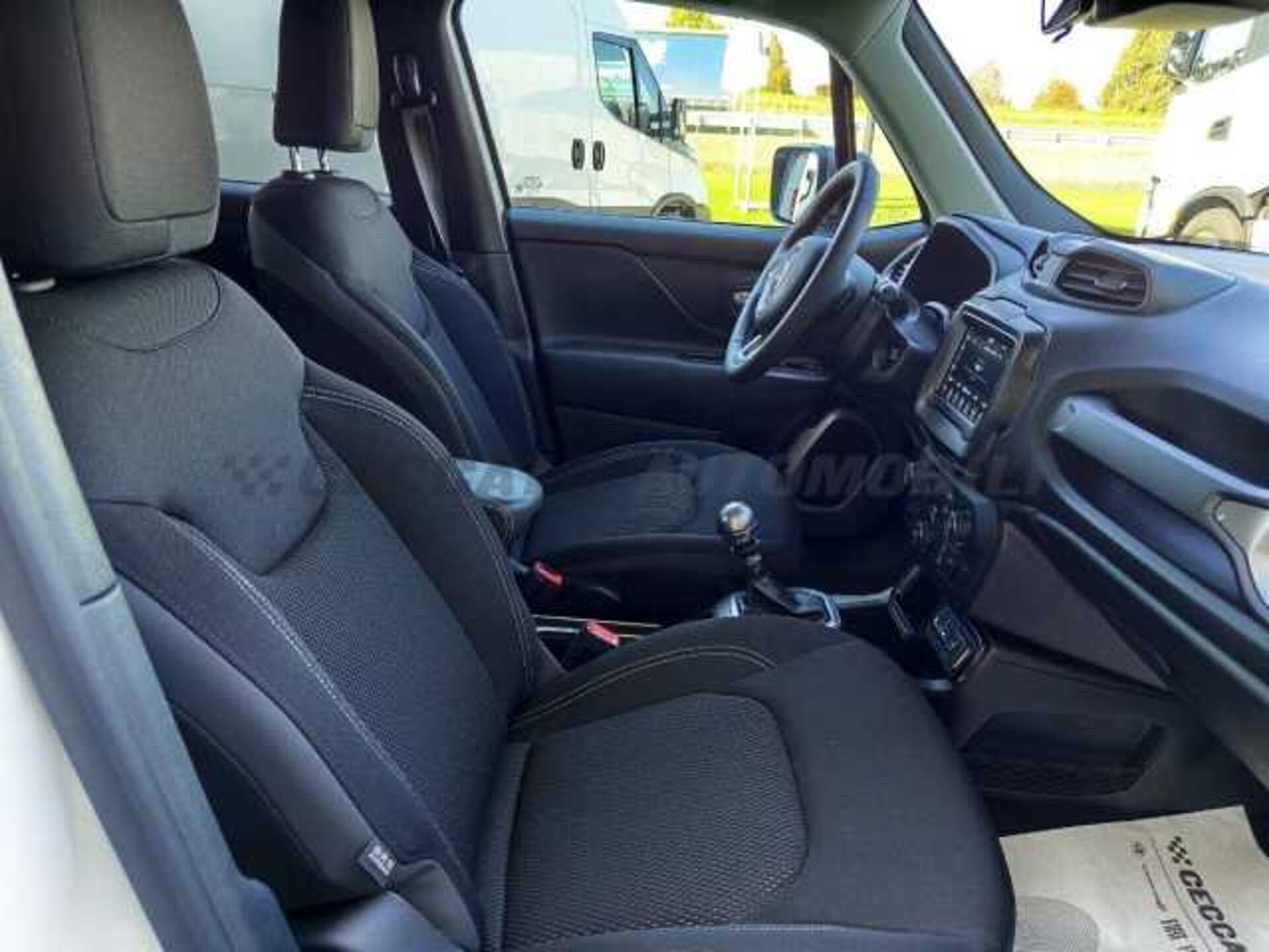 Jeep Renegade 1.6l - white