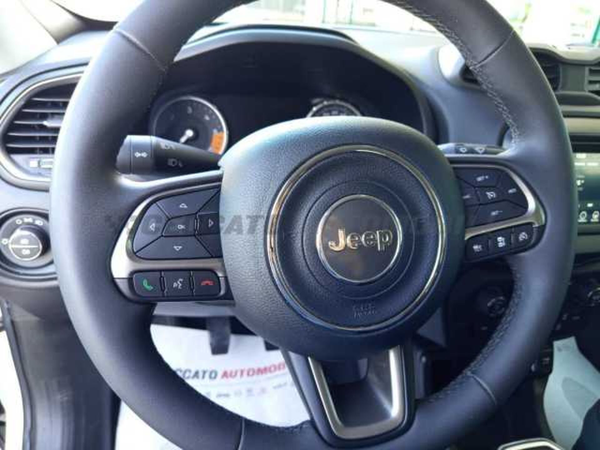 Jeep Renegade 1.6l - white