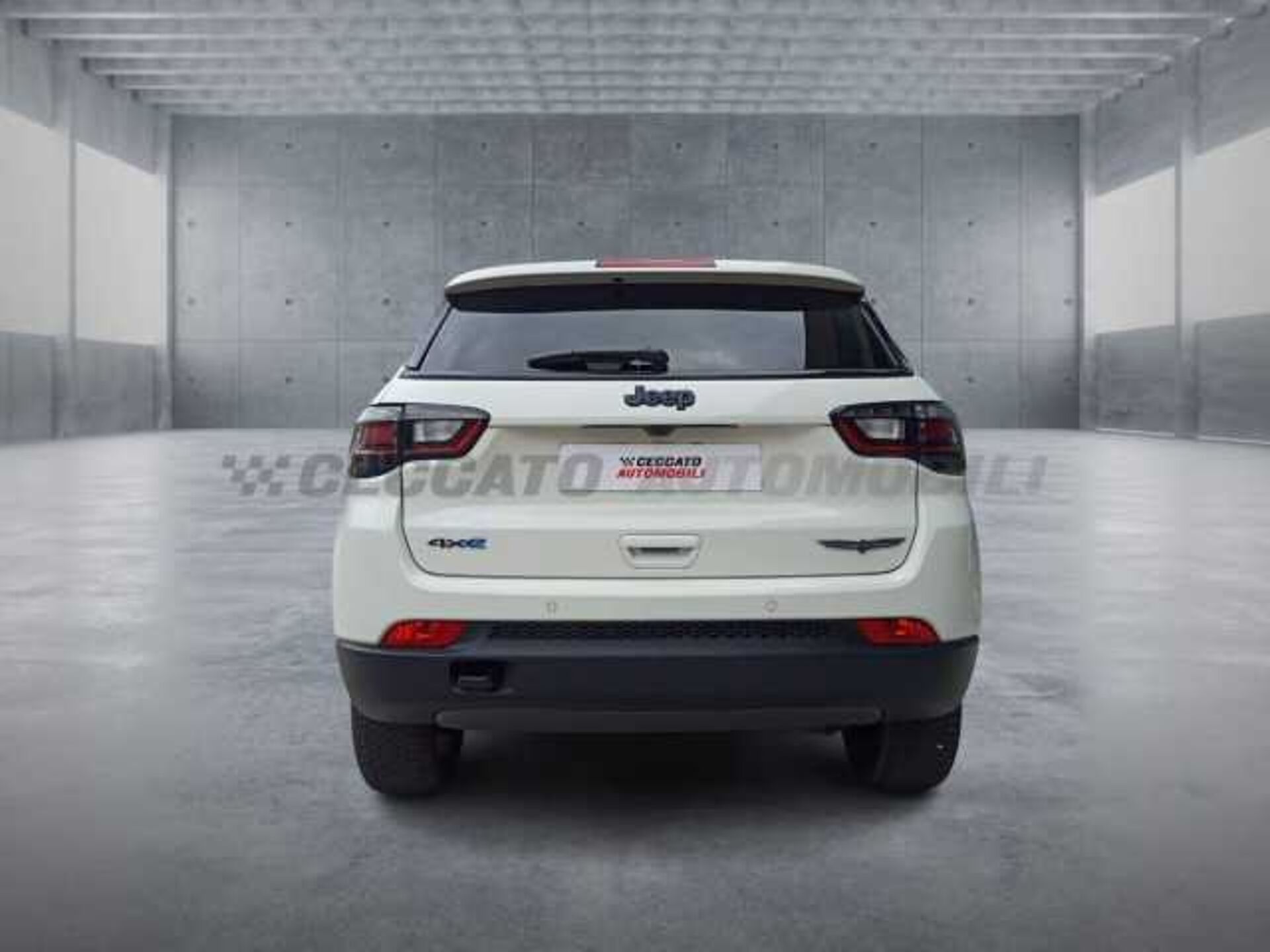 Jeep Compass 1.3l - white
