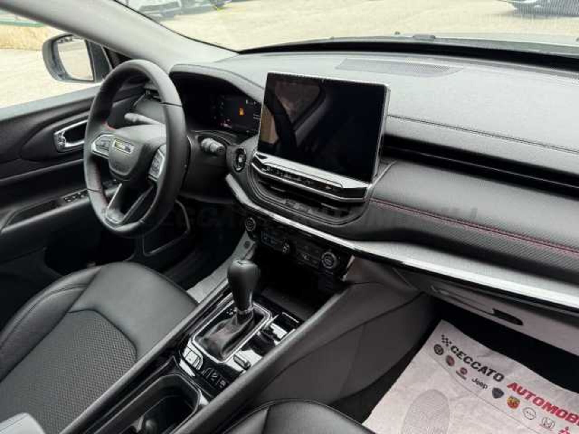 Jeep Compass 1.3l - white