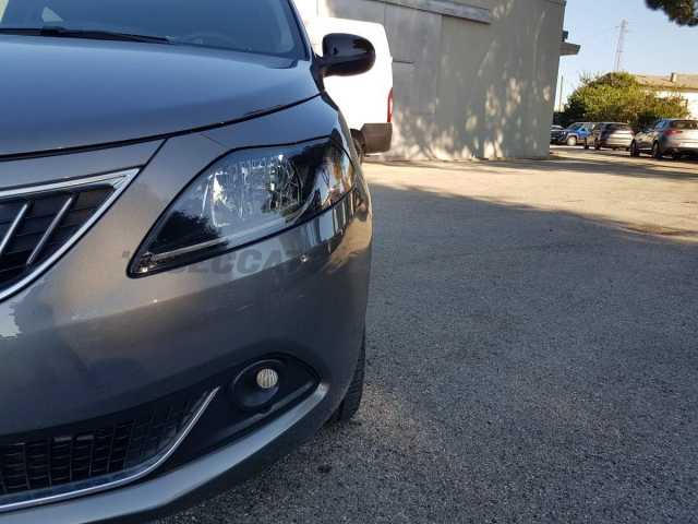 Lancia Ypsilon 1.0l - grey