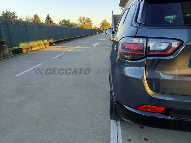 Jeep Compass 1.6l - grey